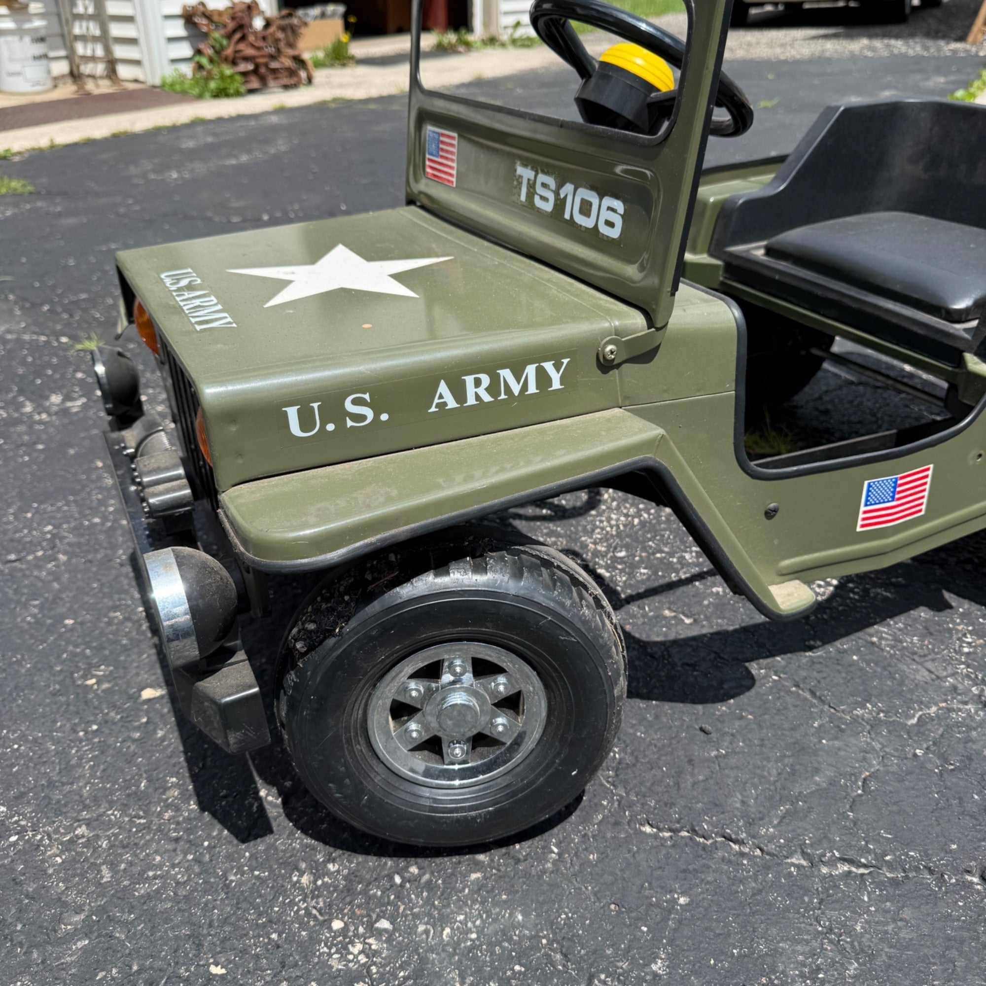 Vintage 1970s US Army Willys Jeep Child's Toy Pedal Car Green Munchkin Motors TS106