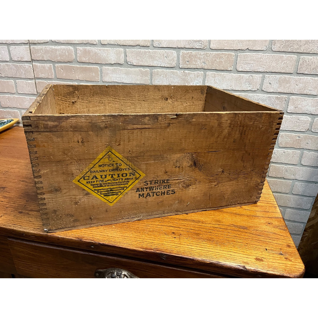 Vintage Birds-Eye Matches Wooden Crate Box Advertising Diamond Match Co