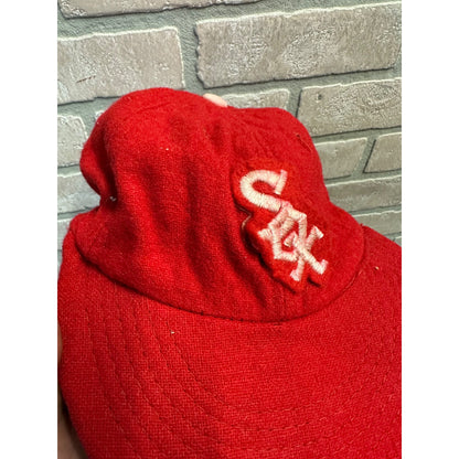 RARE Vintage 1970s Chicago White Sox Red Stitched Baseball Cap / Leather Liner