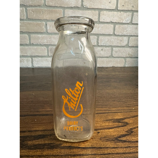 Vintage Chilton Dairy Products One Pint Glass Milk Bottle (Chilton Wis WI)