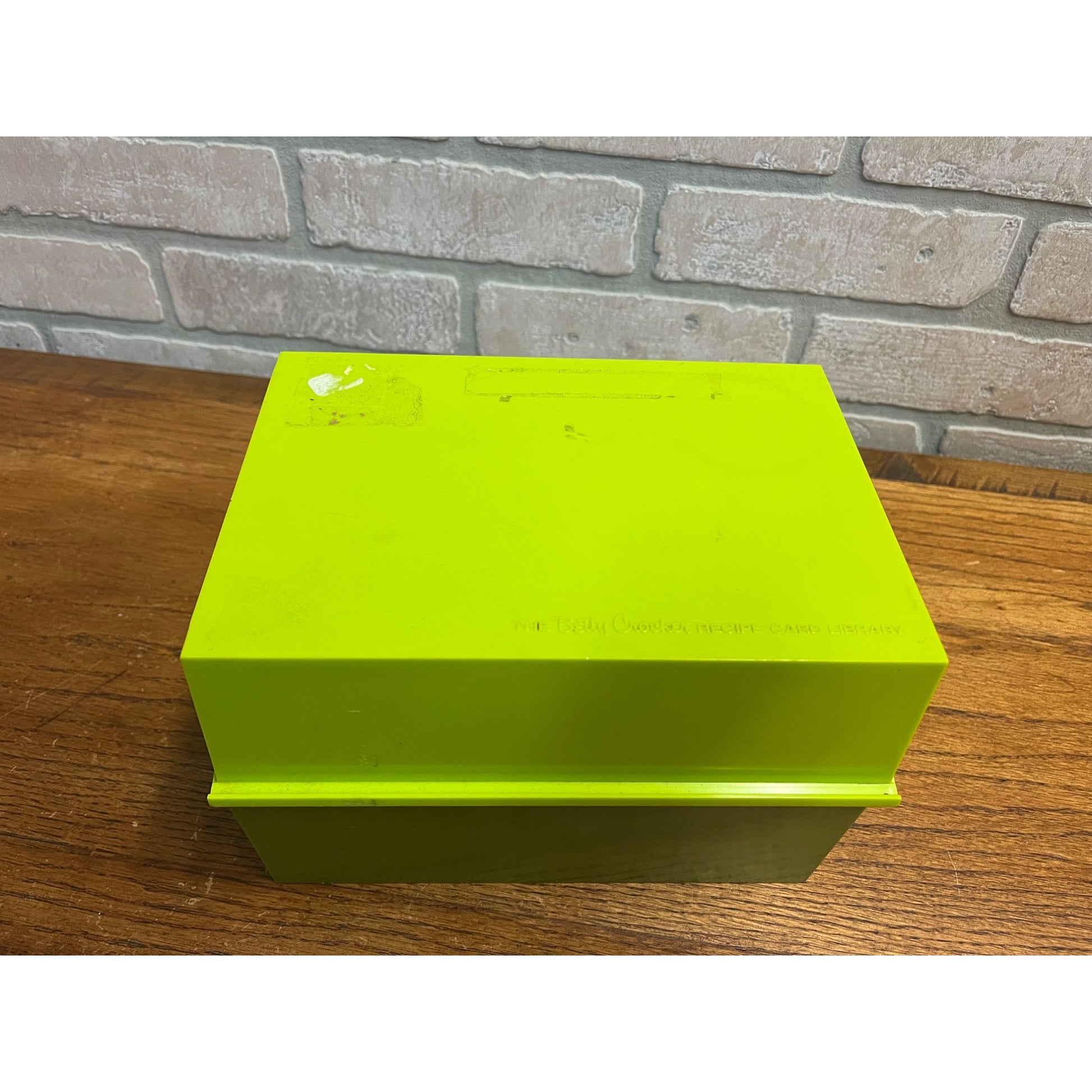 Vintage Betty Crocker Recipe Card Library Green Plastic Box w/ Cards MCM