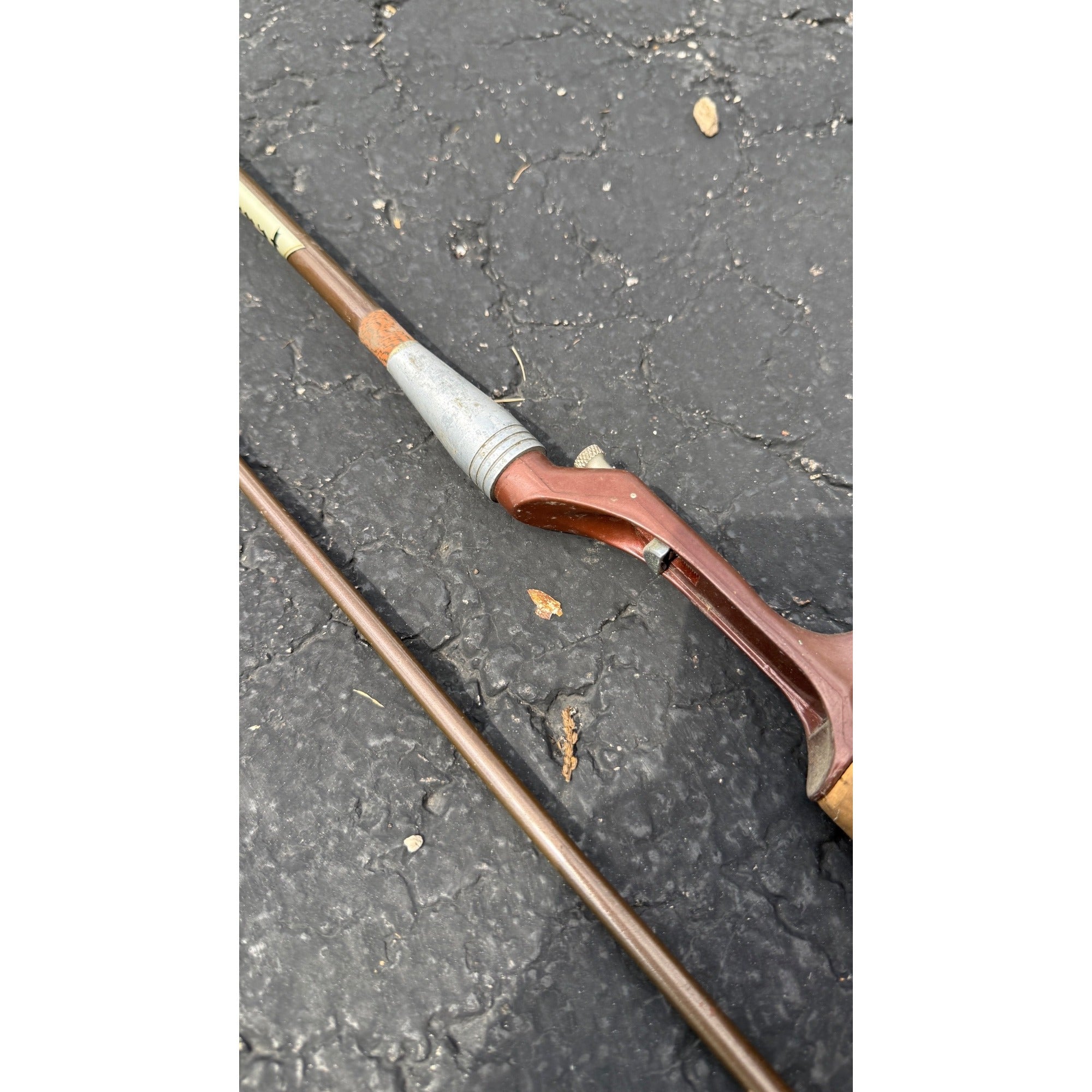 Vintage 46L Aristocrat 6ft 2 Piece Rod Fishing Pole