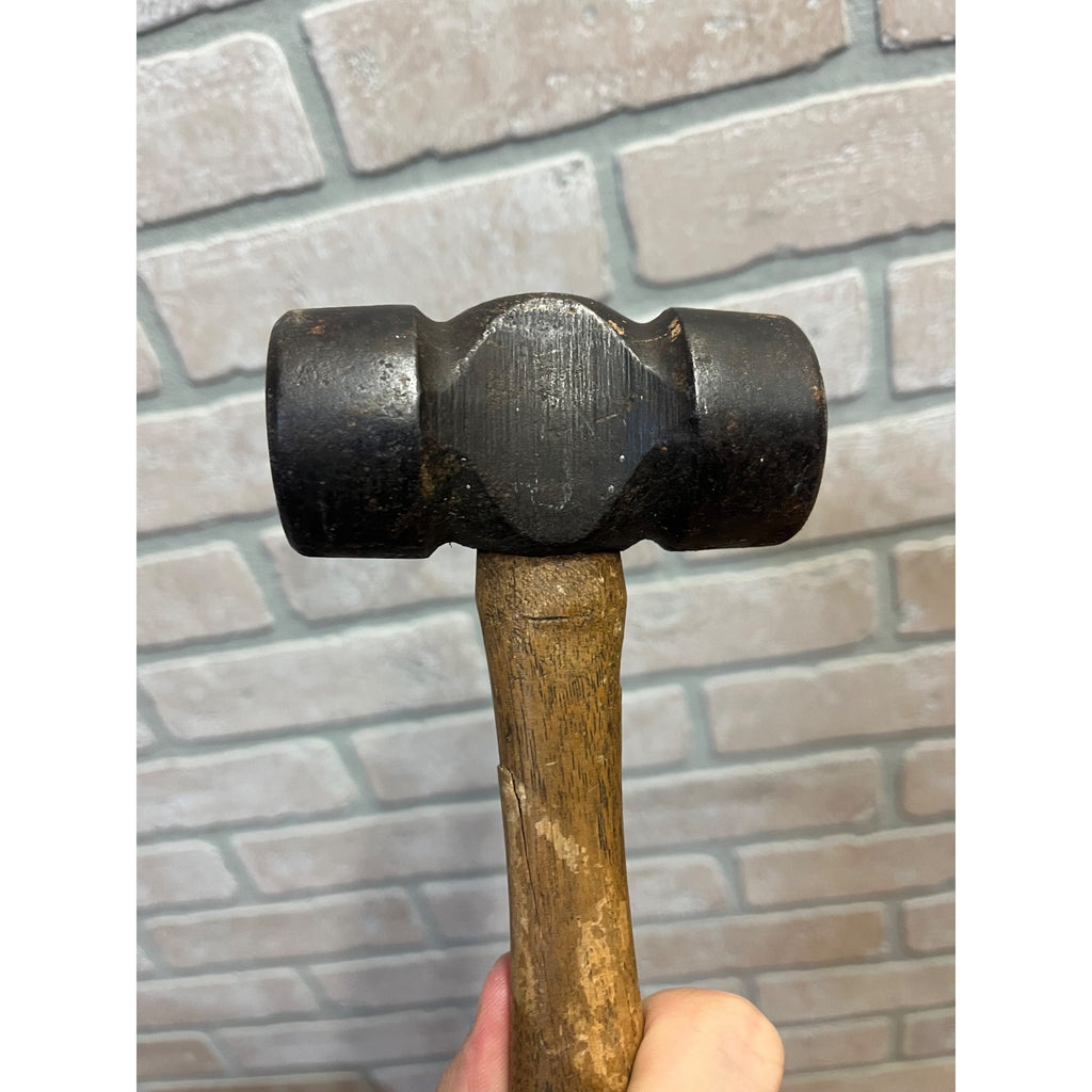 Vintage Vaughan Blacksmith Rounding Hammer 2 1/4 Lb Farrier Metalworking