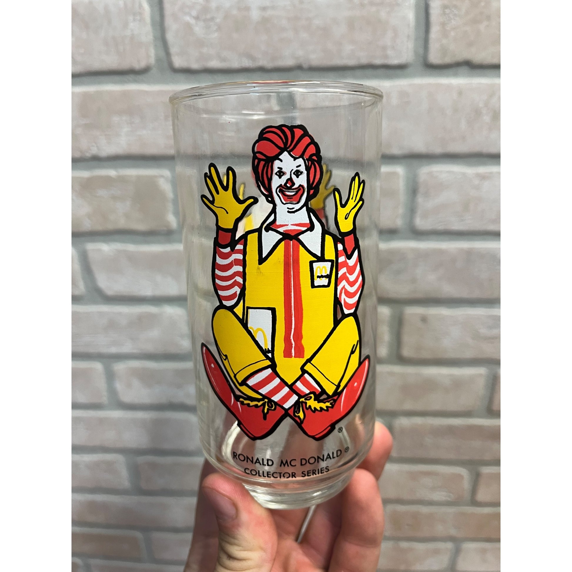Vintage 1977 McDonalds Ronald McDonald Action Series Collector Collectible Glass