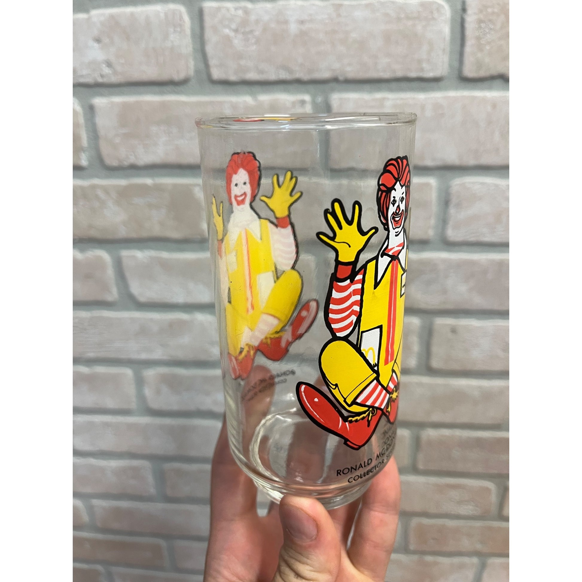 Vintage 1977 McDonalds Ronald McDonald Action Series Collector Collectible Glass