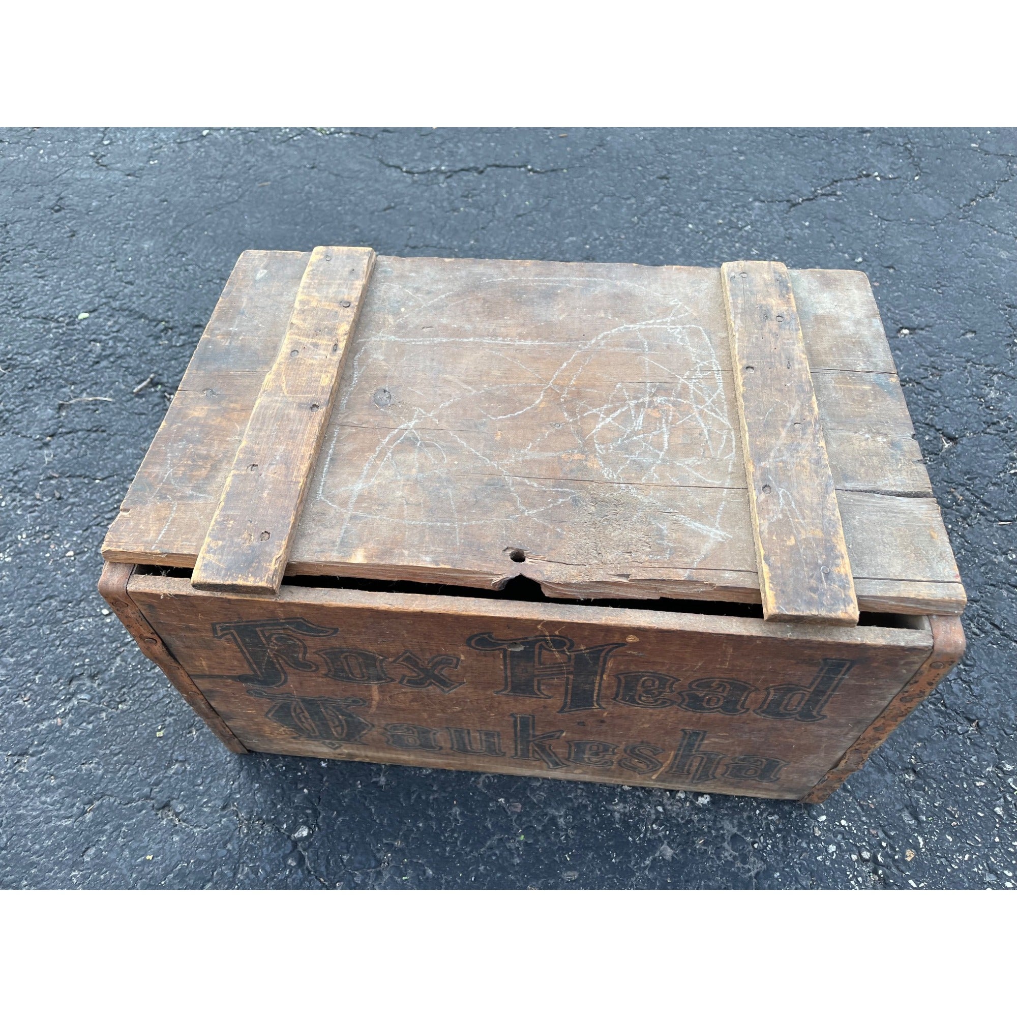 RARE Vintage Fox Head Beer Waukesha Weber Brewing Crate for 24 Bottles