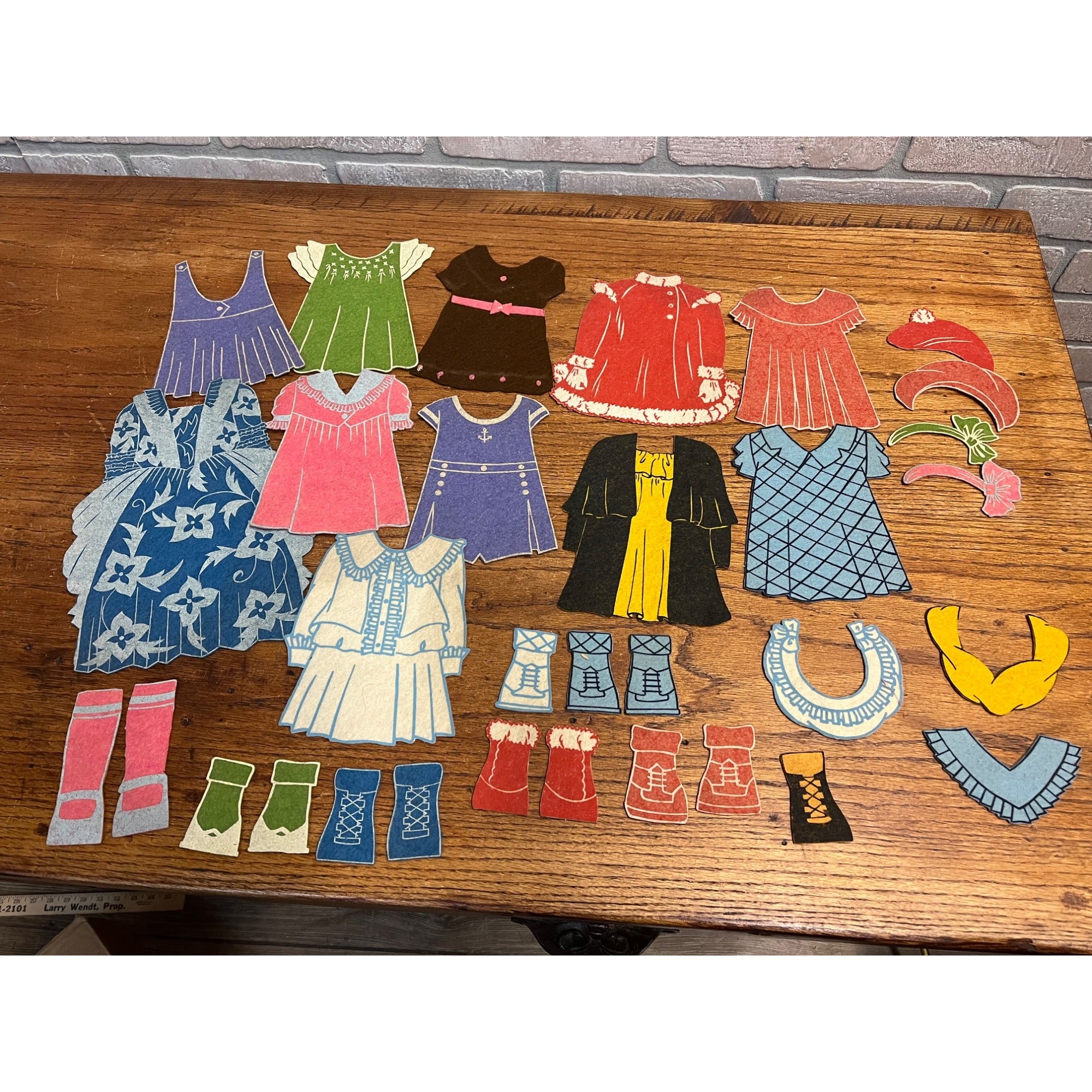 Vintage 1920s Felt Stick-On Dresses Outfits for Cardboard Paper Doll Lot