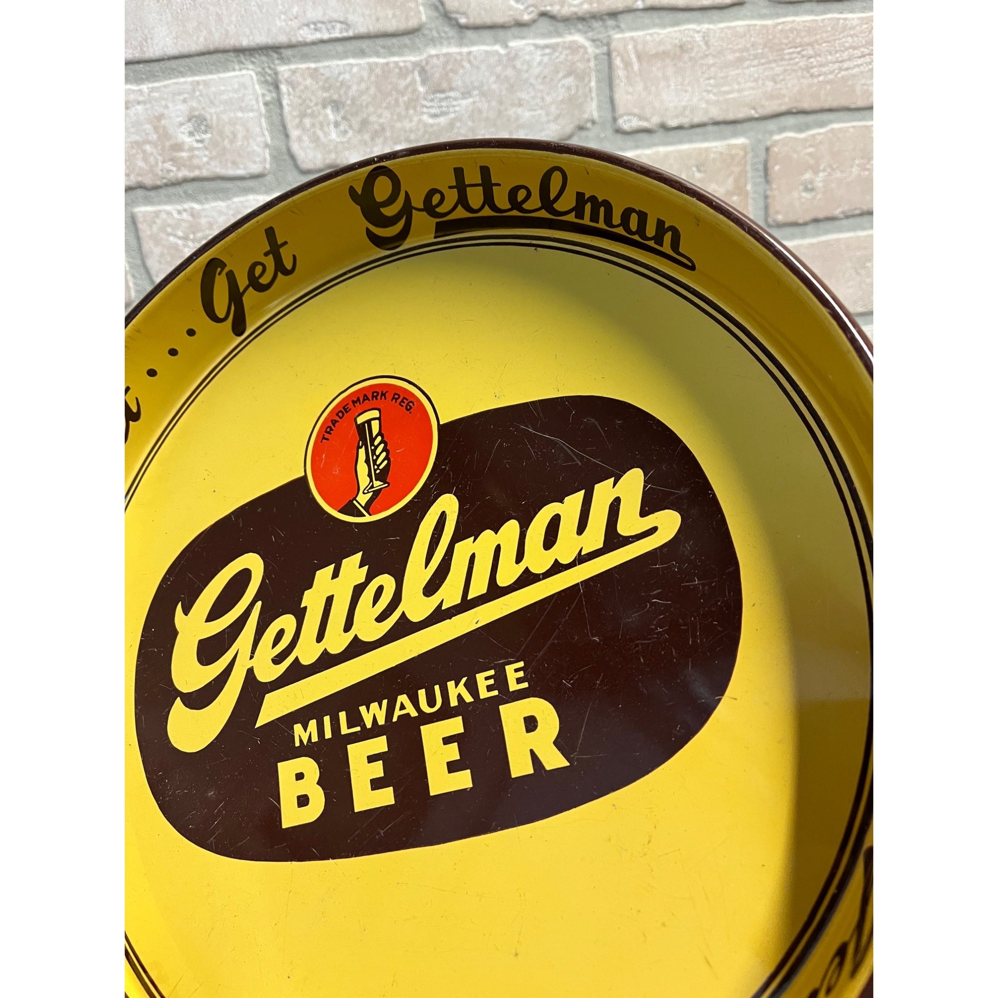 Vintage 1950s Gettelman Milwaukee Beer 12" Tray Advertising "Get...Get.."