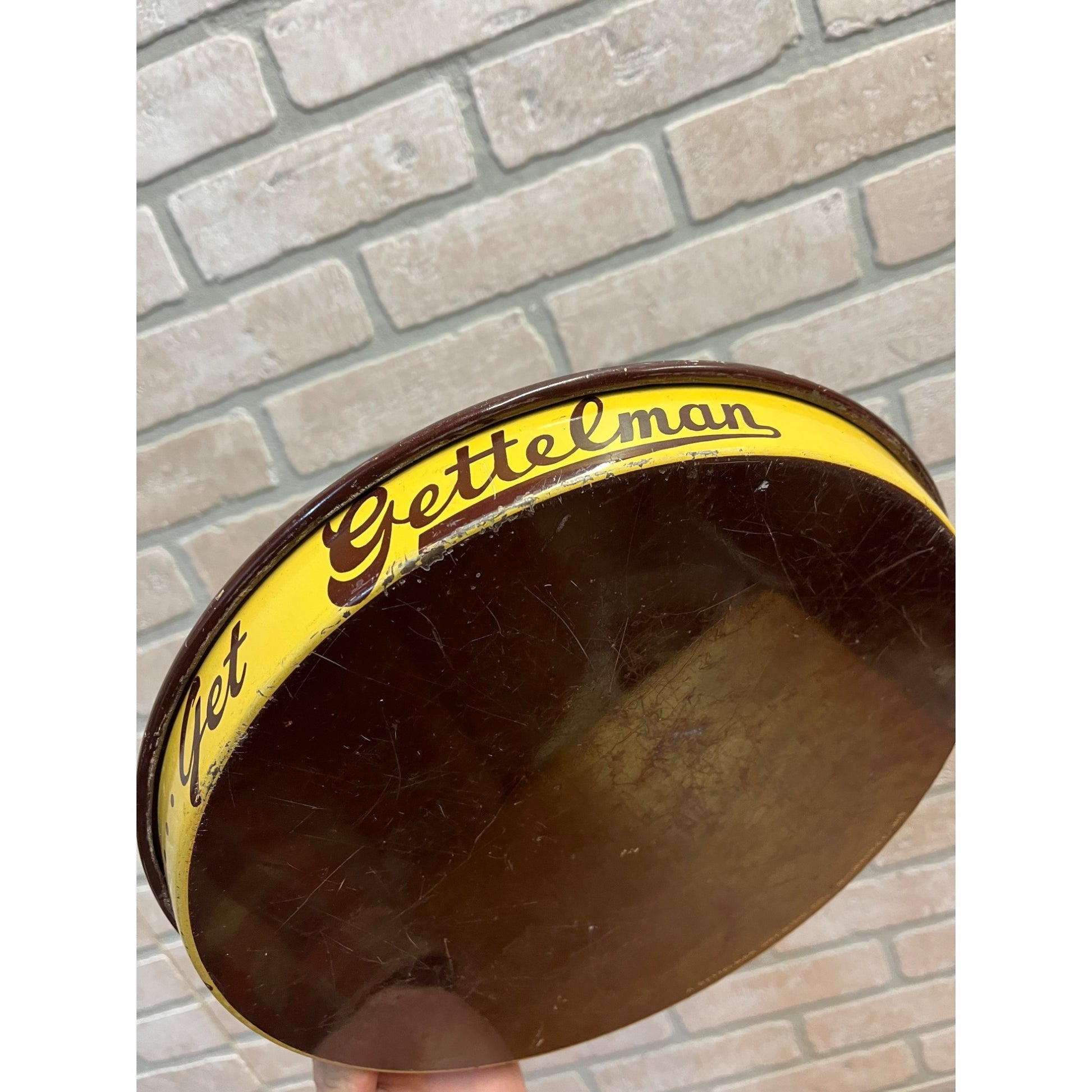 Vintage 1950s Gettelman Milwaukee Beer 12" Tray Advertising "Get...Get.."