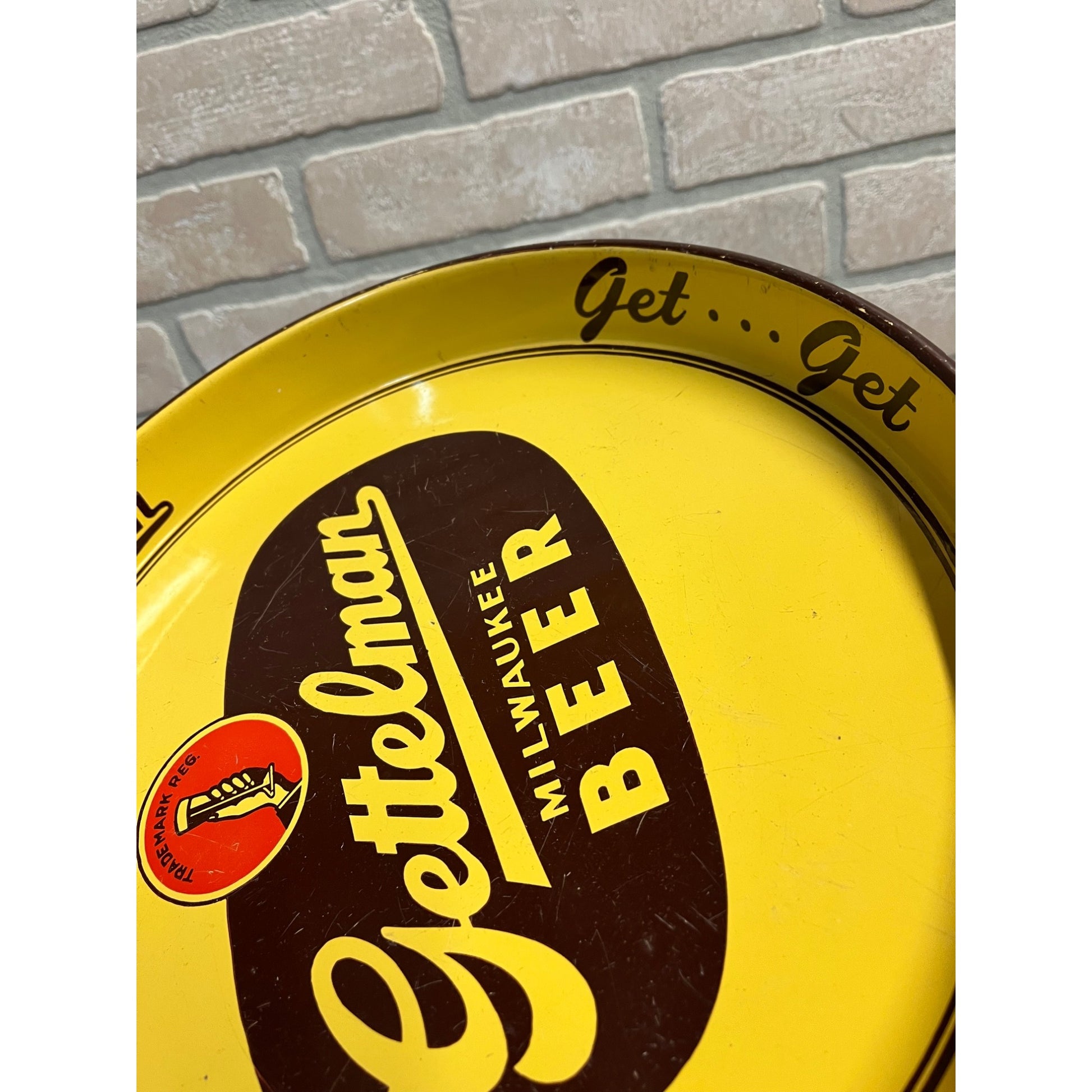 Vintage 1950s Gettelman Milwaukee Beer 12" Tray Advertising "Get...Get.."