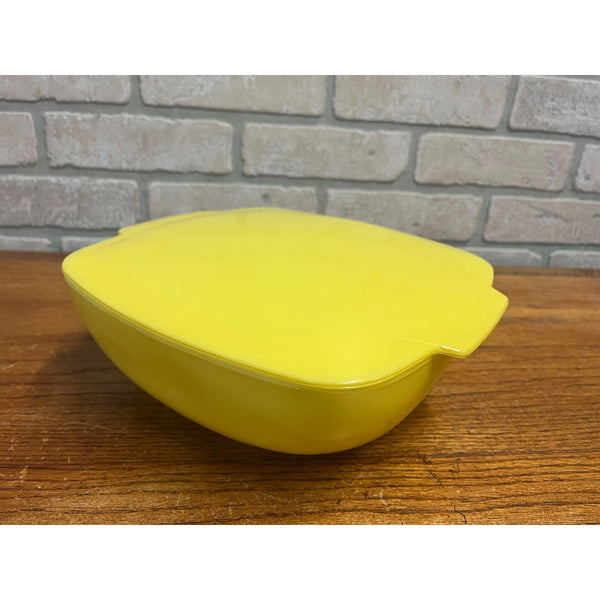 Vintage Yellow Pyrex Square Hostess 2.5 Quart Casserole Dish and Lid 525B Mid-Century Ovenware