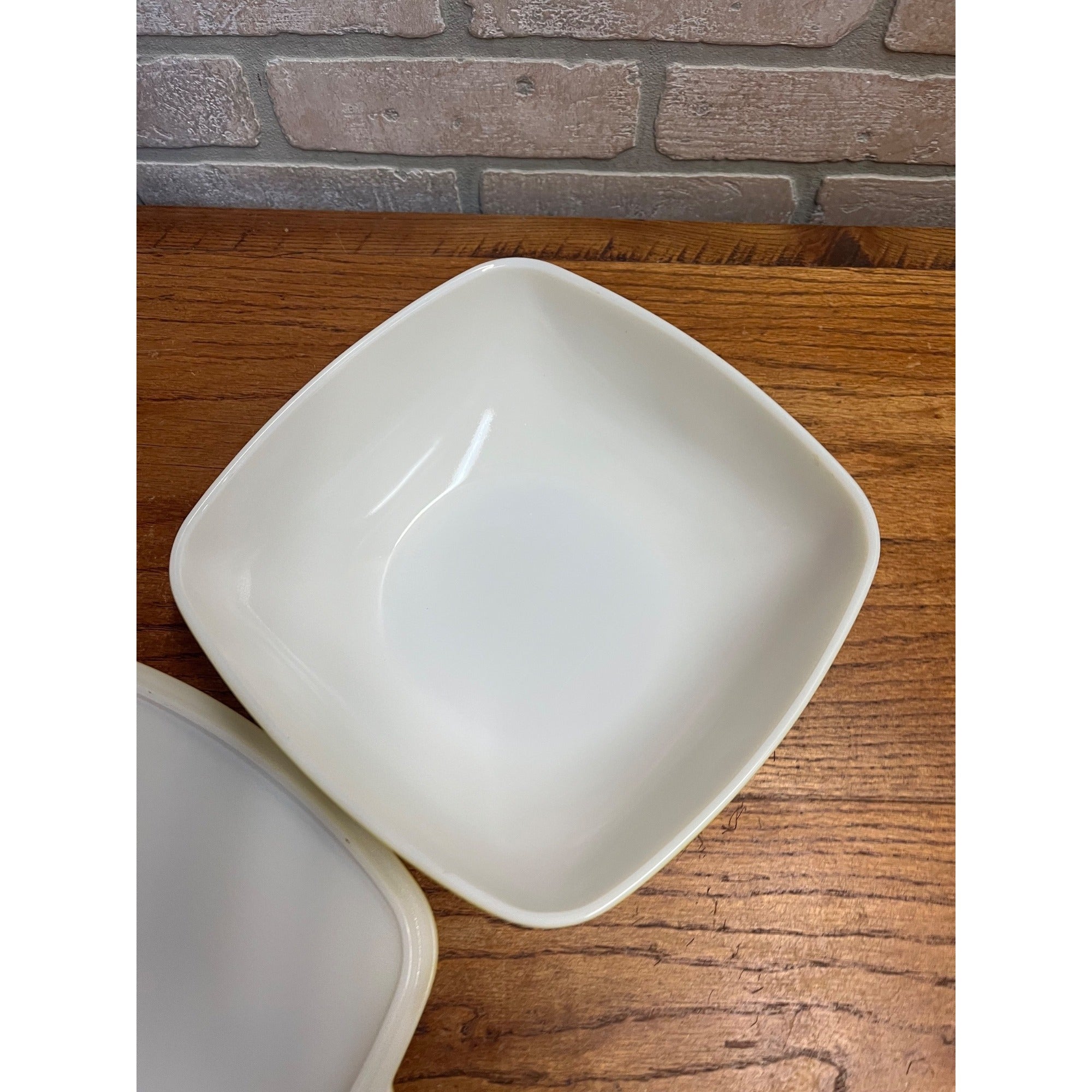 Vintage Yellow Pyrex Square Hostess 2.5 Quart Casserole Dish and Lid 525B Mid-Century Ovenware