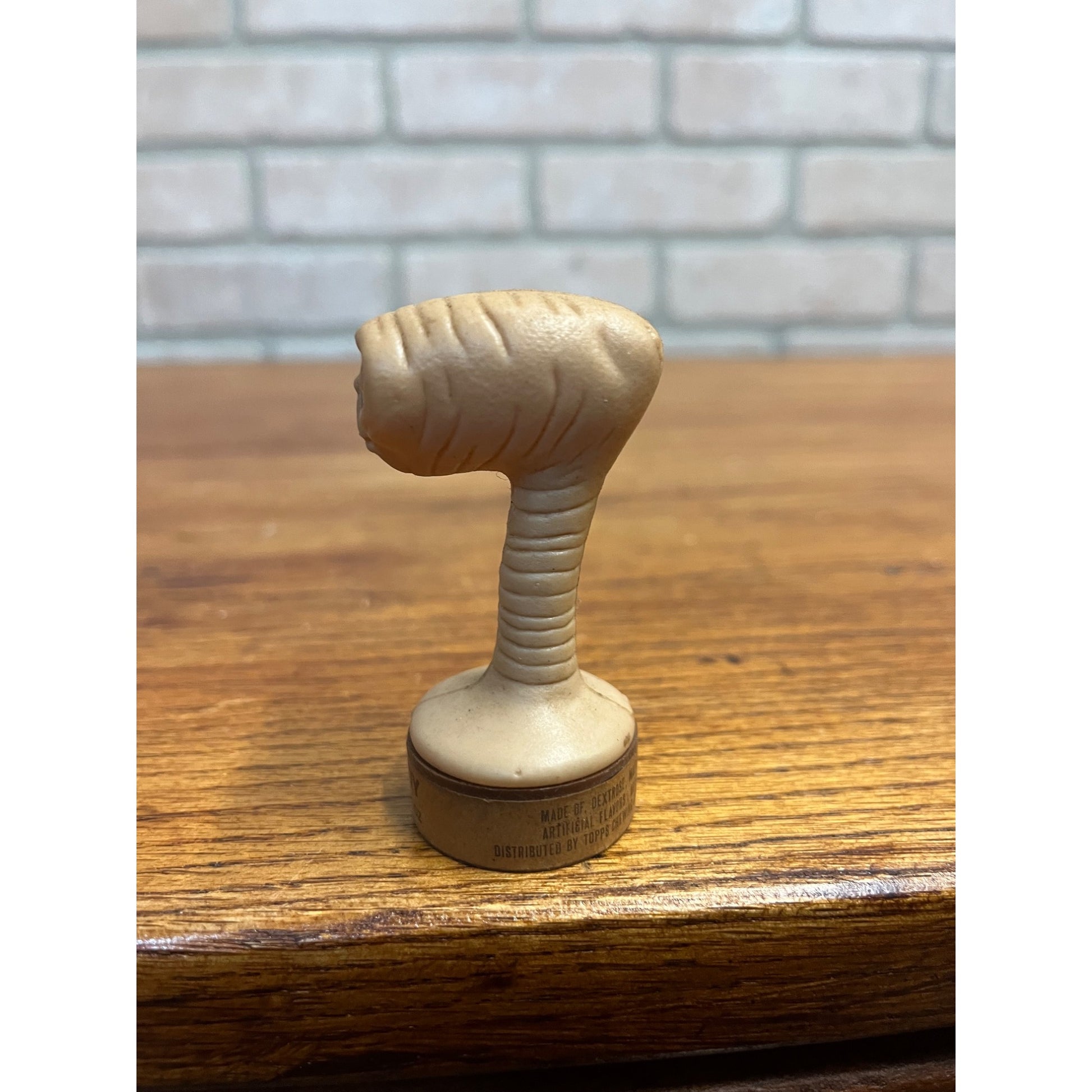 Vintage 1982 E.T. Extra Terrestrial Candy Container Plastic Topps Studios