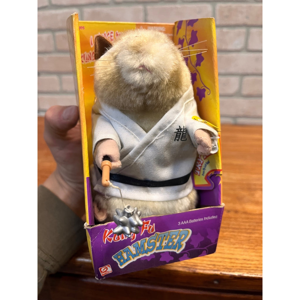 Gemmy 2001 Kung Fu Hamster Sings & Dances To “Kung Fu Fighting” Needs Batteries