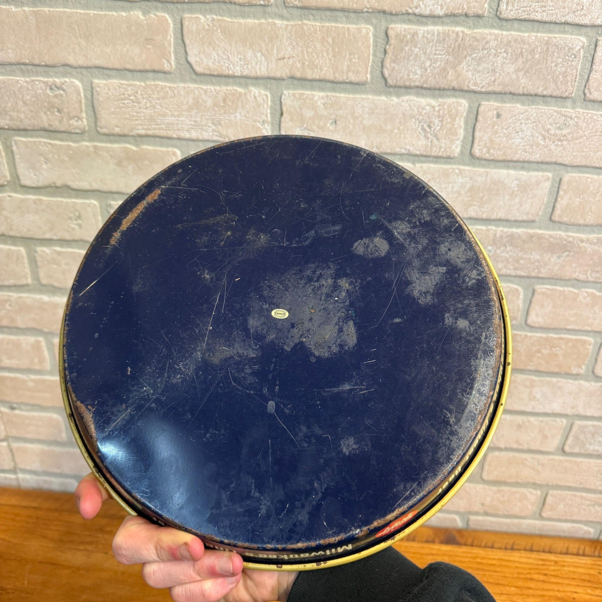 Vintage 1940s Blatz Beer Advertising Metal 12" Serving Tray Milwaukee Wis Red