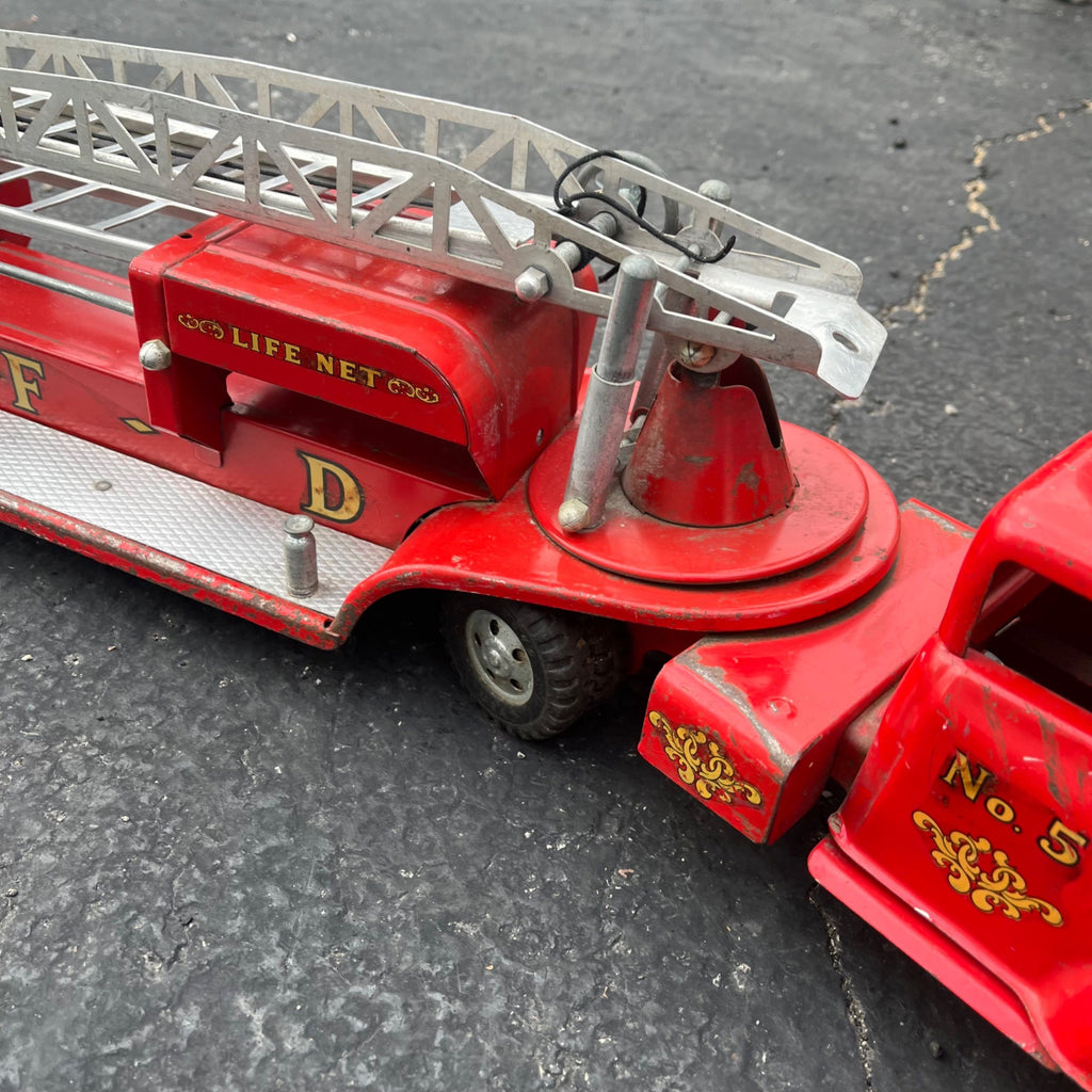 Vintage 1950s Tonka Aerial Ladder Fire Truck No. 5 TFD Pressed Steel Toy