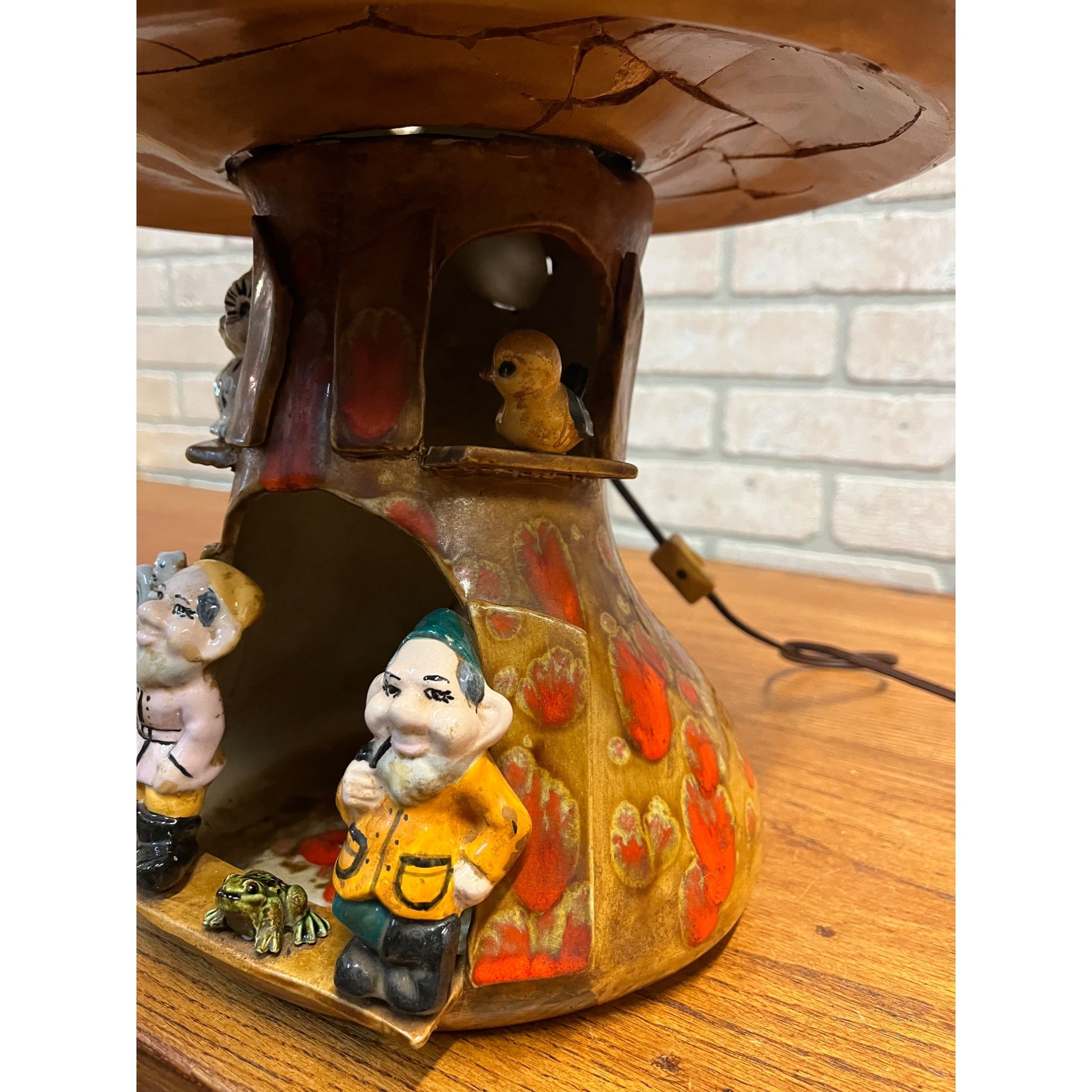 Vintage 1970s Groovy Mushroom & Gnome Table Lamp
