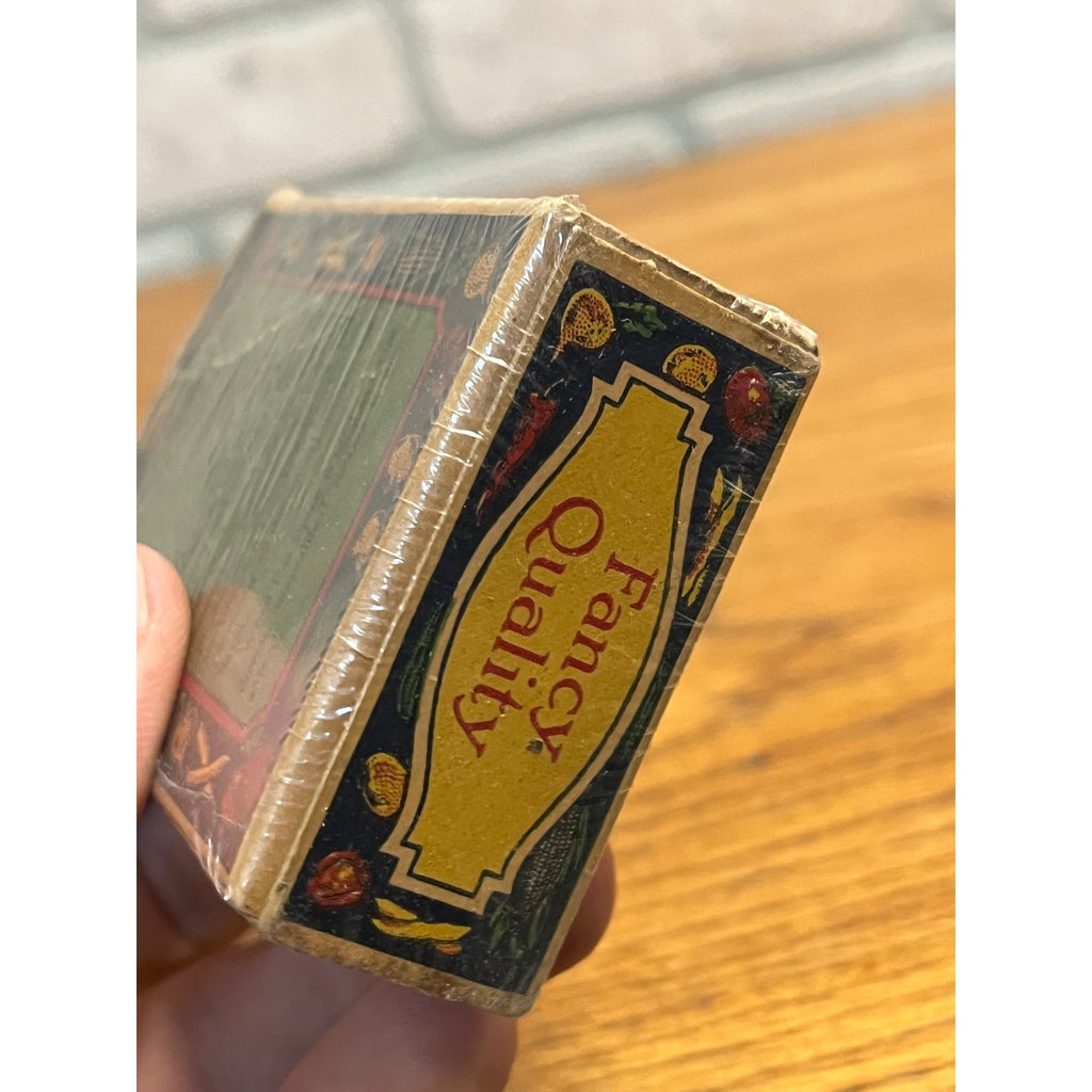 Vintage Pine Hills Brand Schultz Brothers Spice Box Cardboard Sheboygan Wis WI