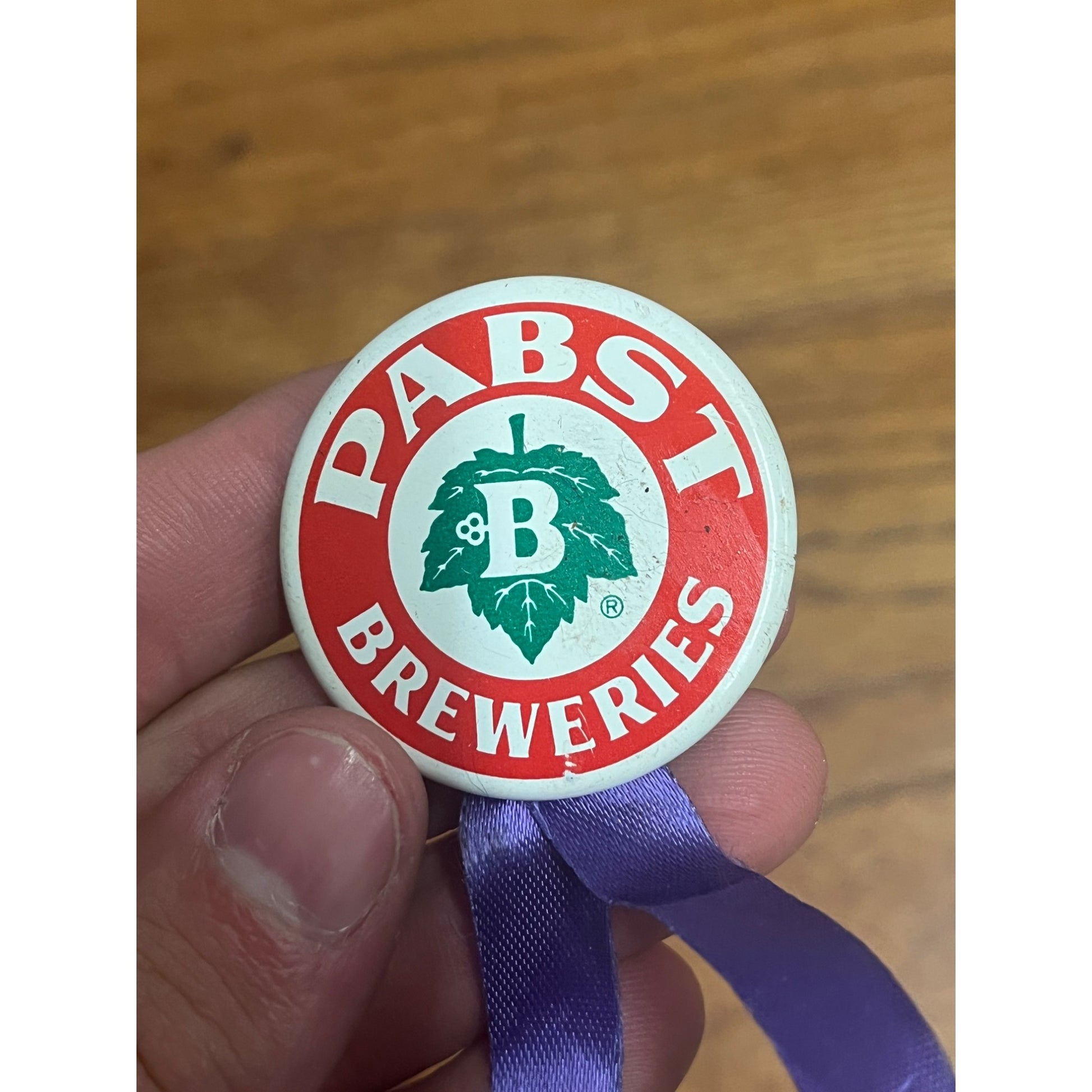 Vintage 1950s Lot (2) Pabst Breweries Blue Ribbon Beer Advertising Pins Milwaukee City