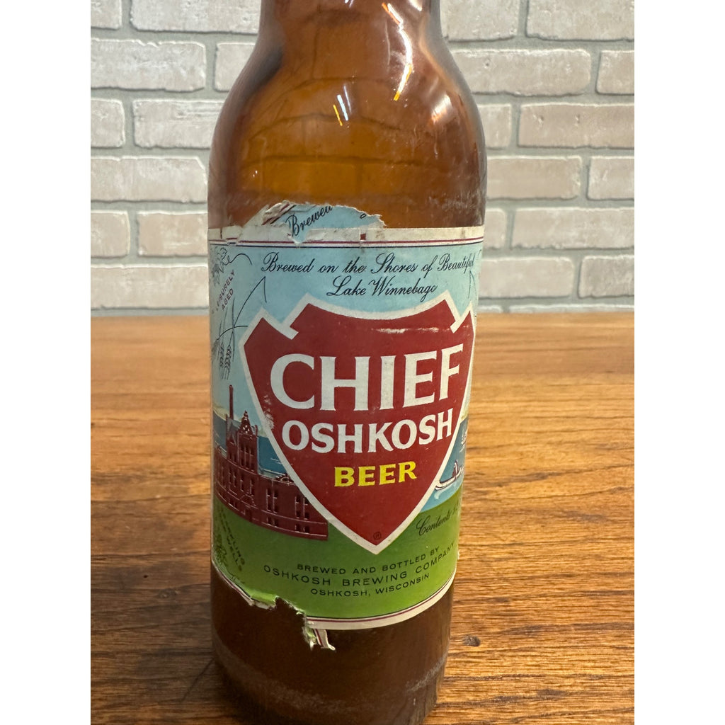Vintage 1962 Chief Oshkosh 12oz Beer Bottle w/ HTF Label Variation Wisconsin
