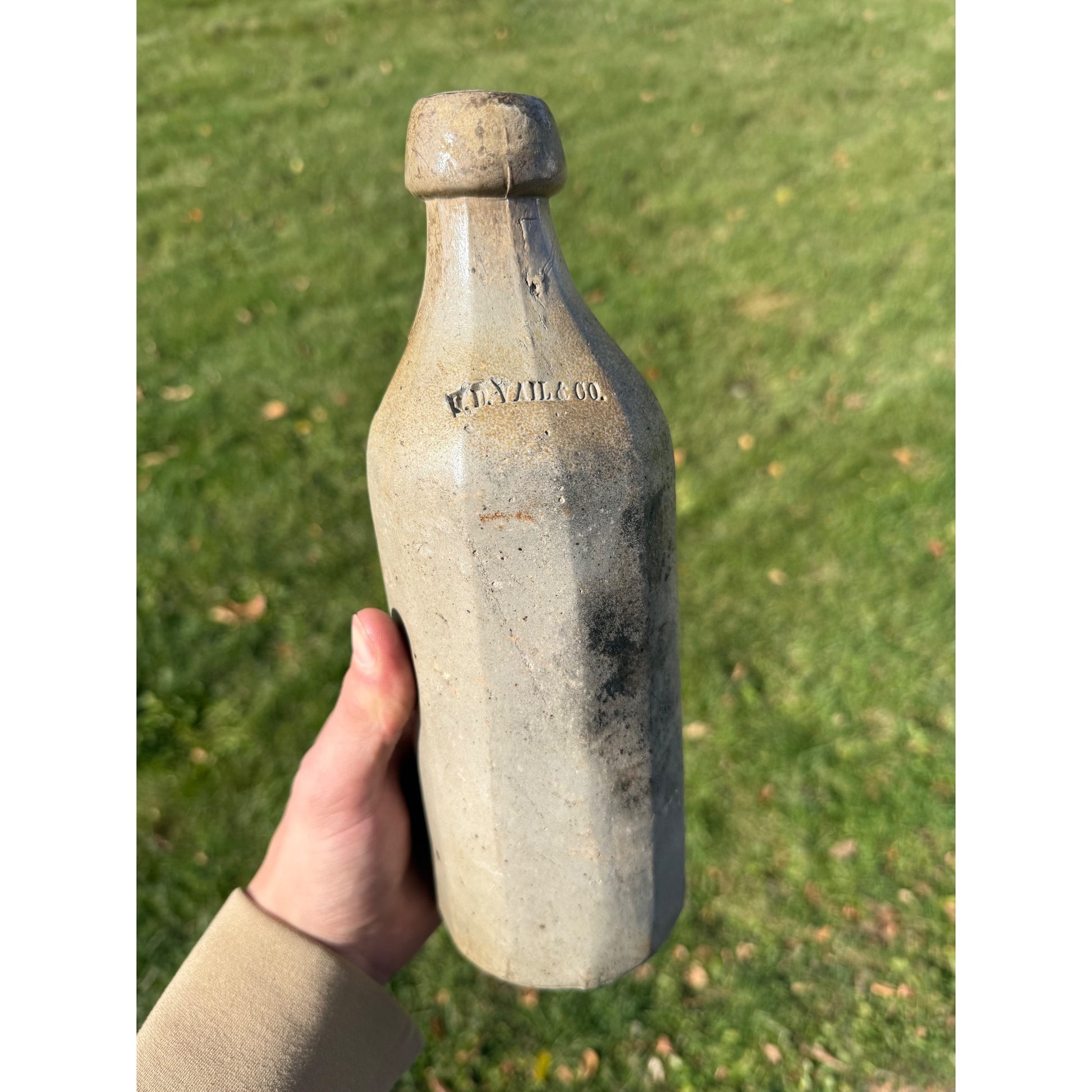Antique J.D. Vail & Co. Beer/Ale Stoneware Bottle - St Louis, MO (1867-72)
