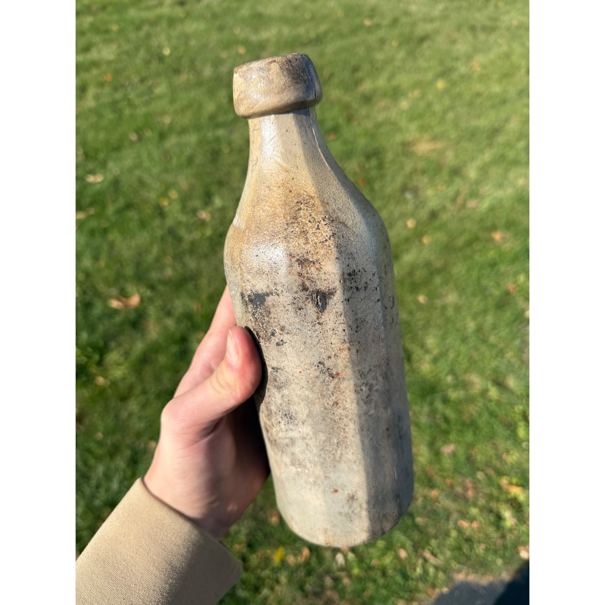 Antique J.D. Vail & Co. Beer/Ale Stoneware Bottle - St Louis, MO (1867-72)