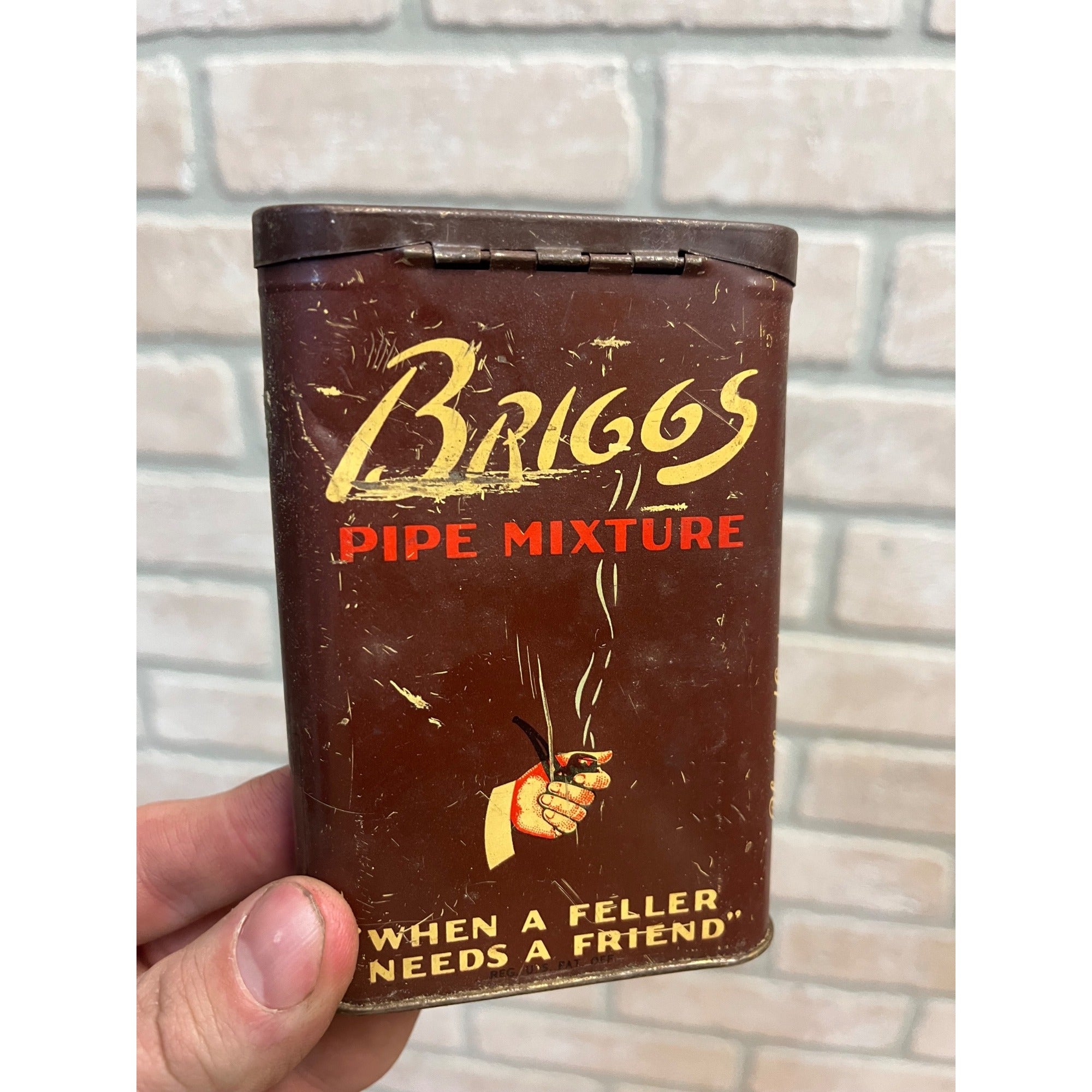 Vintage Briggs Tobacco Tin Empty Vertical Pocket Pipe Mixture Can