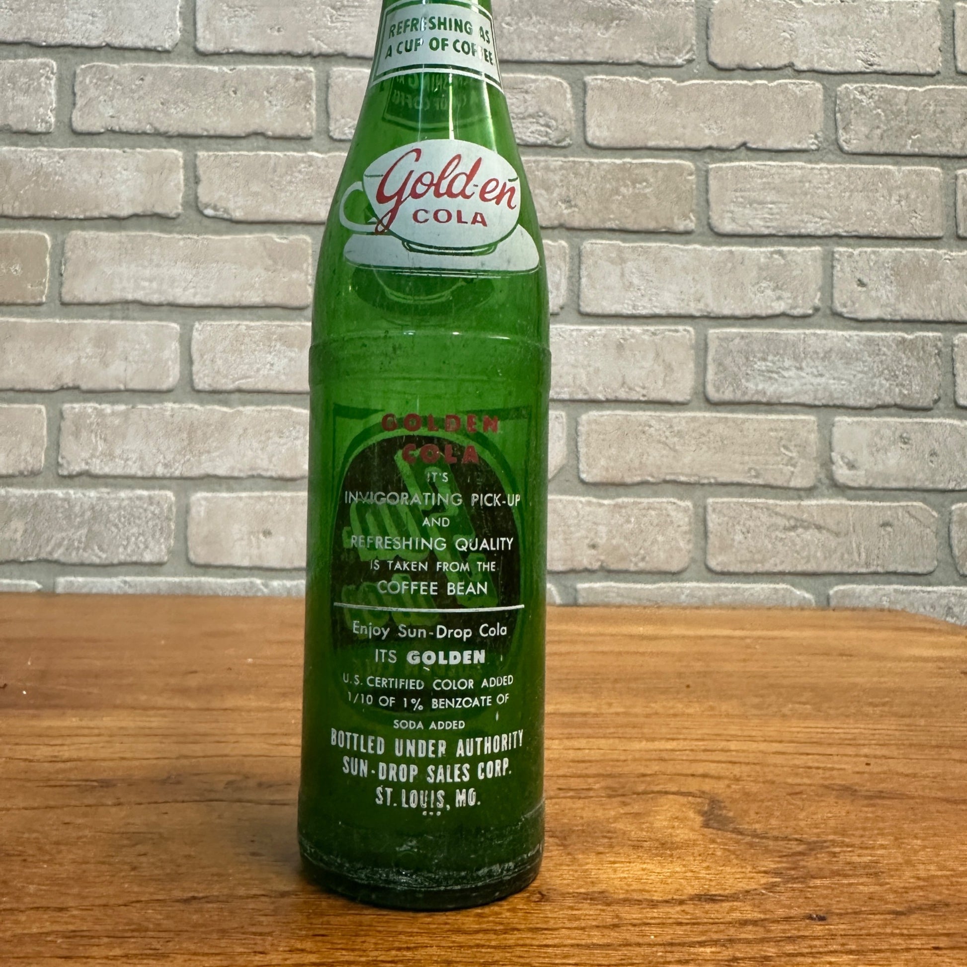 Vintage Sun Drop Golden Cola 14oz Soda Bottle Scarce Green St Louis