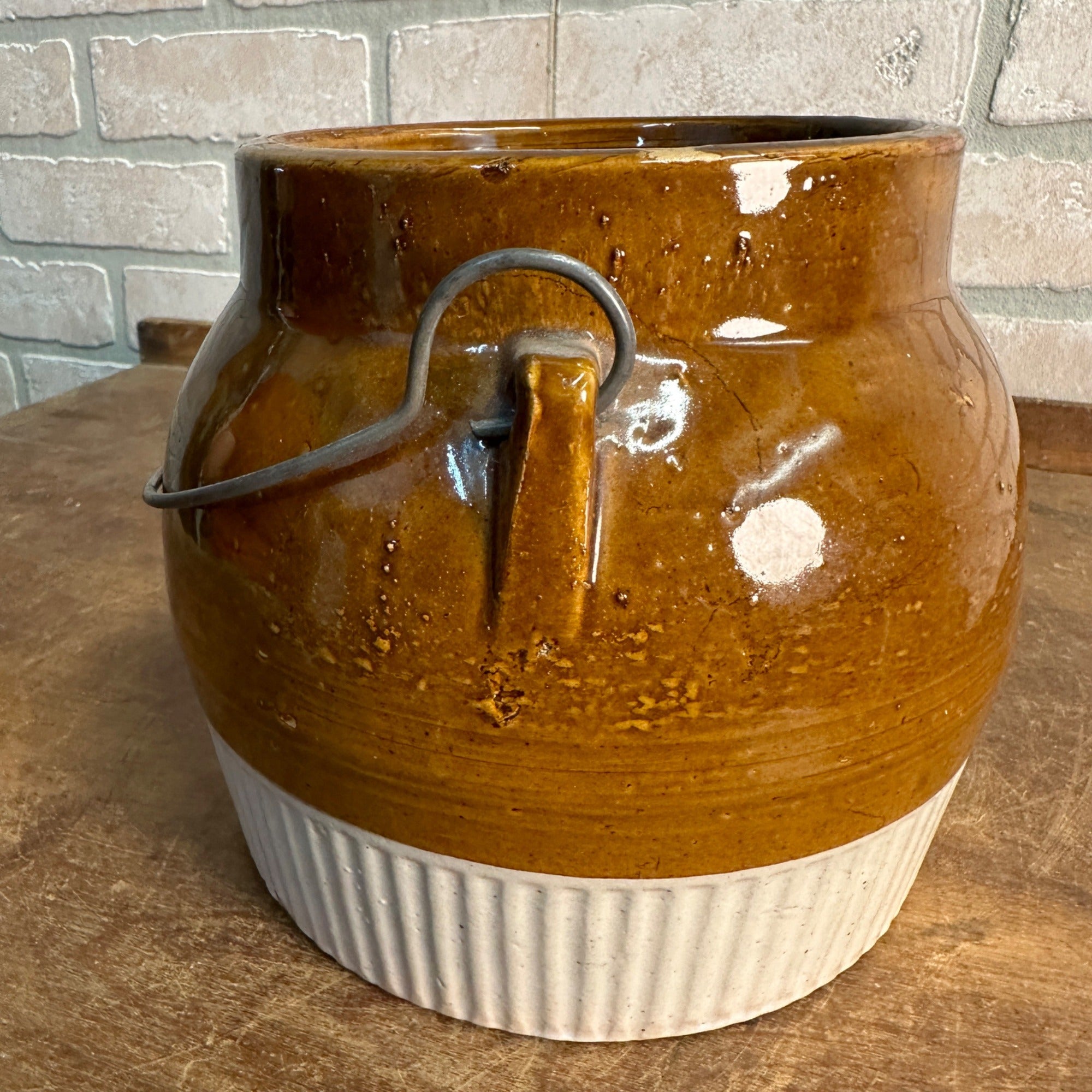 Vintage Red Wing Bean Pot Wire Bail Handle Union Stoneware Co Carmel Color