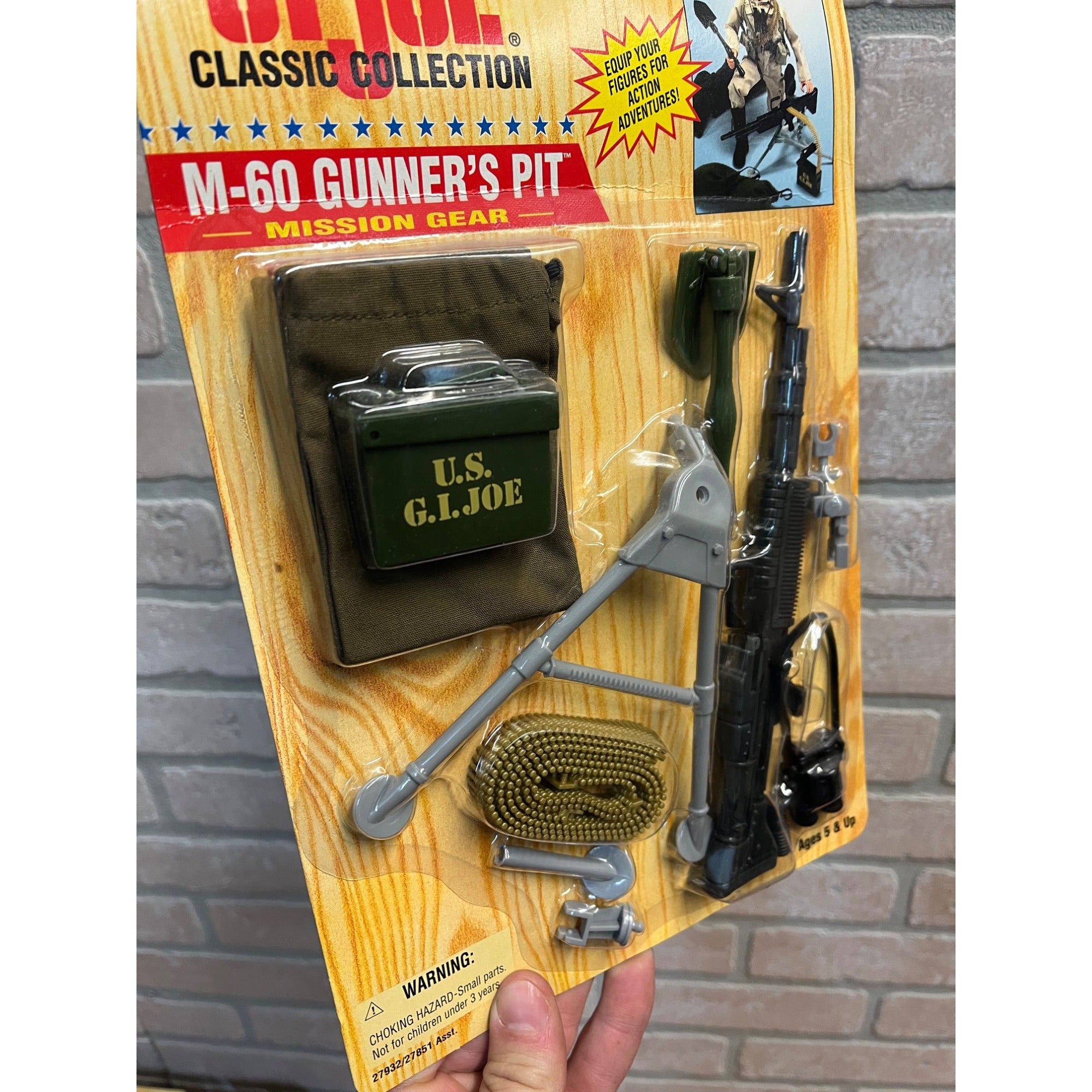 Vintage GI Joe Classic Collection M-60 Gunner's Pit Mission Gear NOS NEW Hasbro 1997