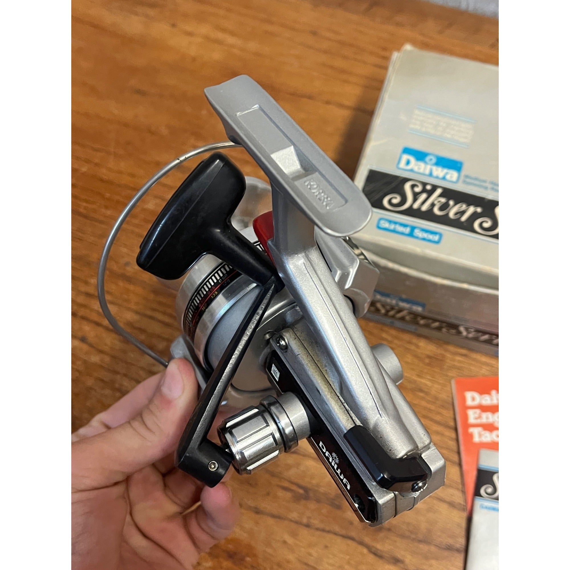 Daiwa 4000C Silver Series Vintage Spinning Fishing Reel W/Box