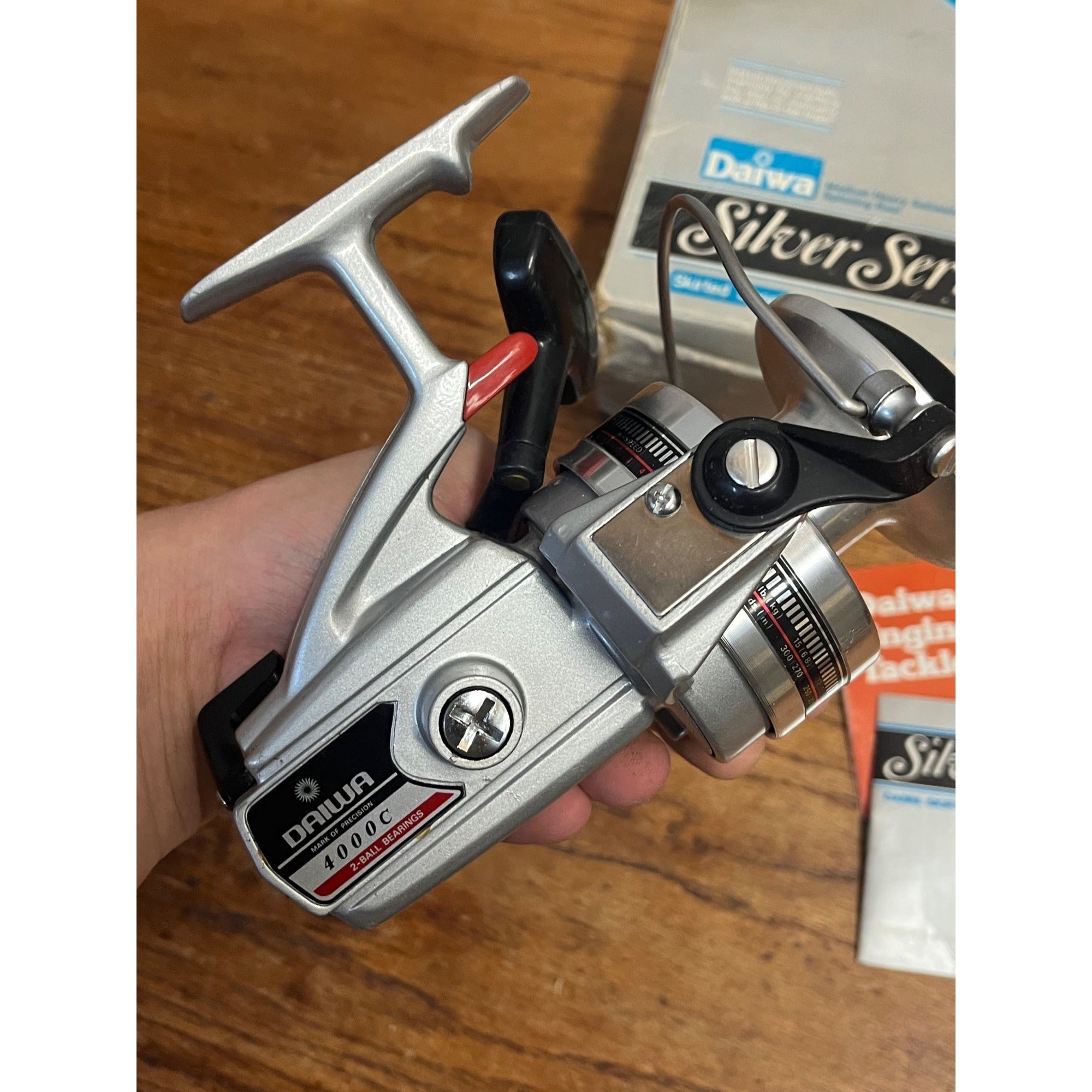 Daiwa 4000C Silver Series Vintage Spinning Fishing Reel W/Box