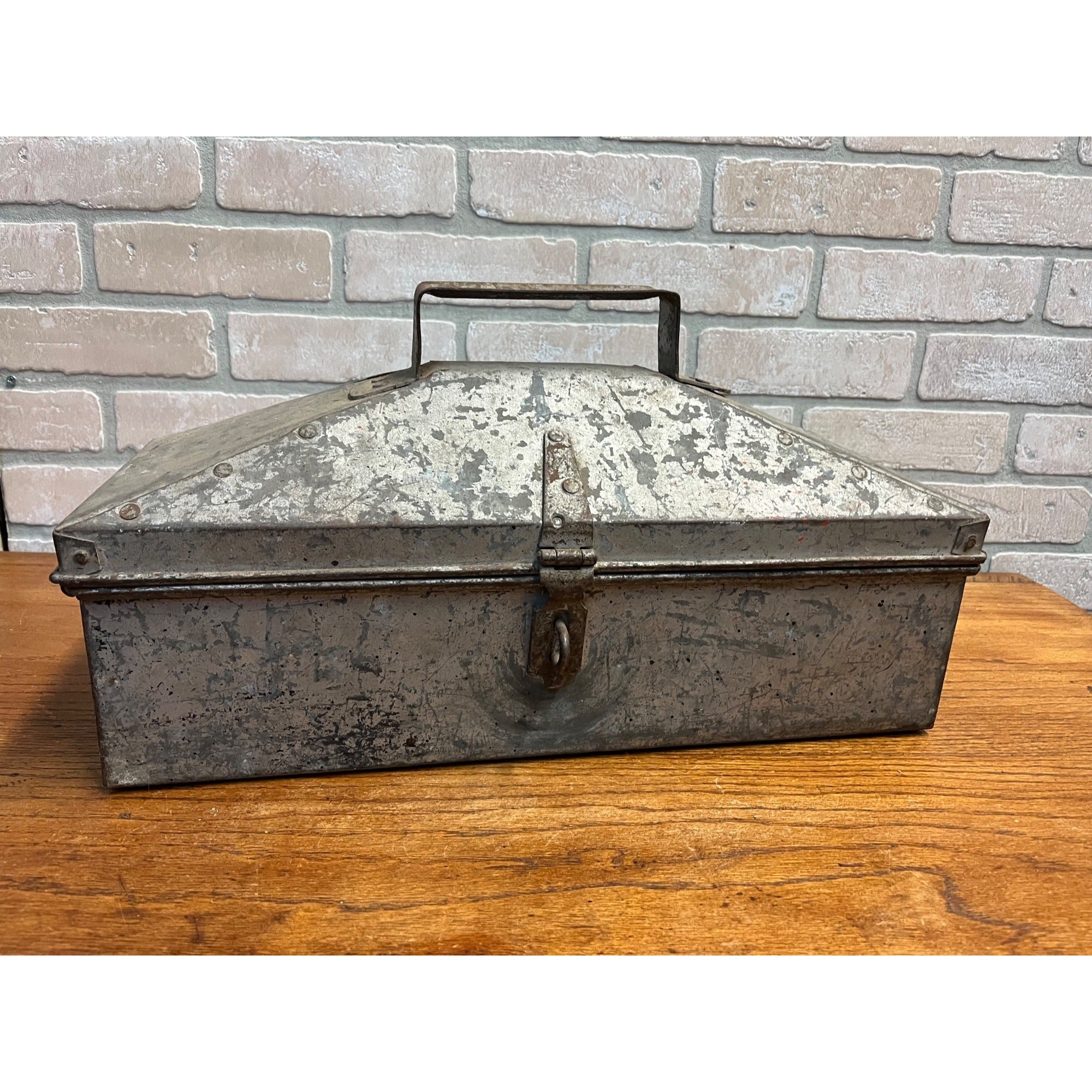 Vintage Galvanized Steel Tackle Tool Box Tote Carrier Steampunk Industrial Flared Edges