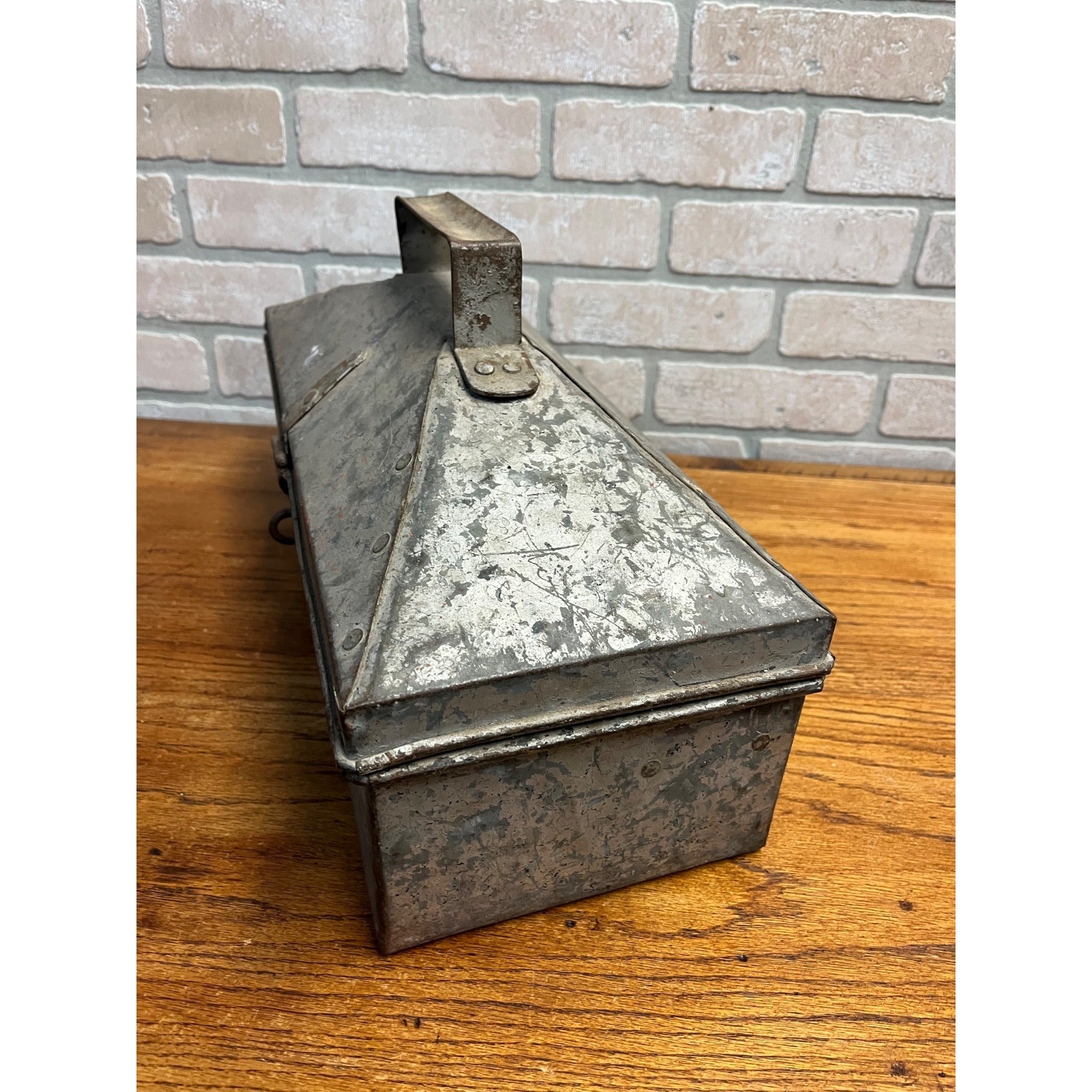 Vintage Galvanized Steel Tackle Tool Box Tote Carrier Steampunk Industrial Flared Edges