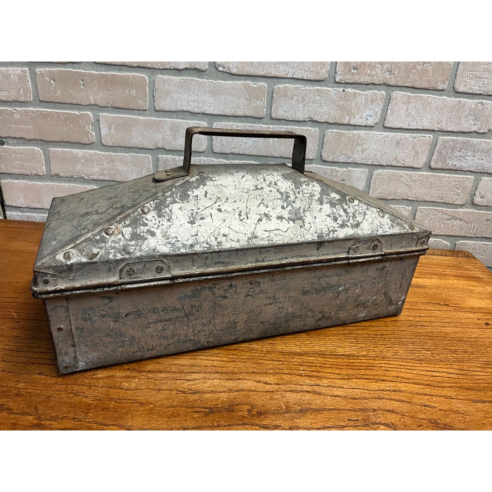 Vintage Galvanized Steel Tackle Tool Box Tote Carrier Steampunk Industrial Flared Edges