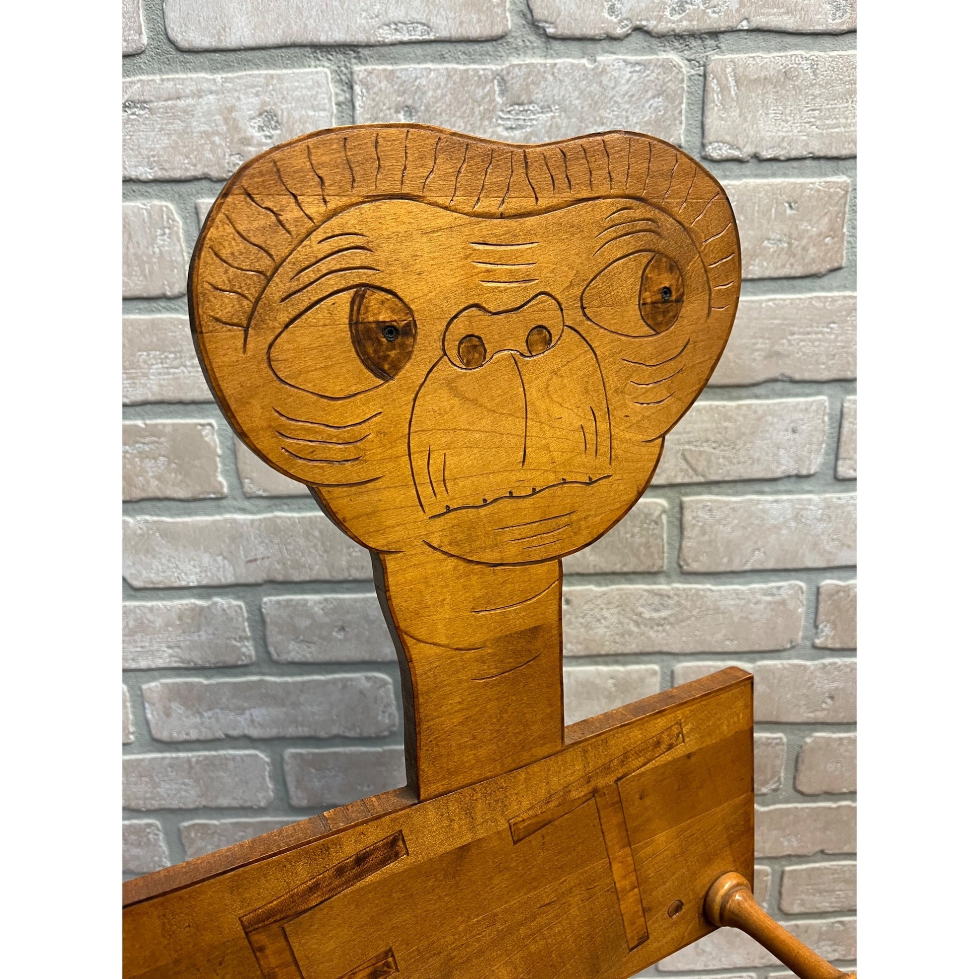 RARE Vintage E.T. Movie Extraterrestrial Wooden Carved Wall Hat Coat Hook Hanger