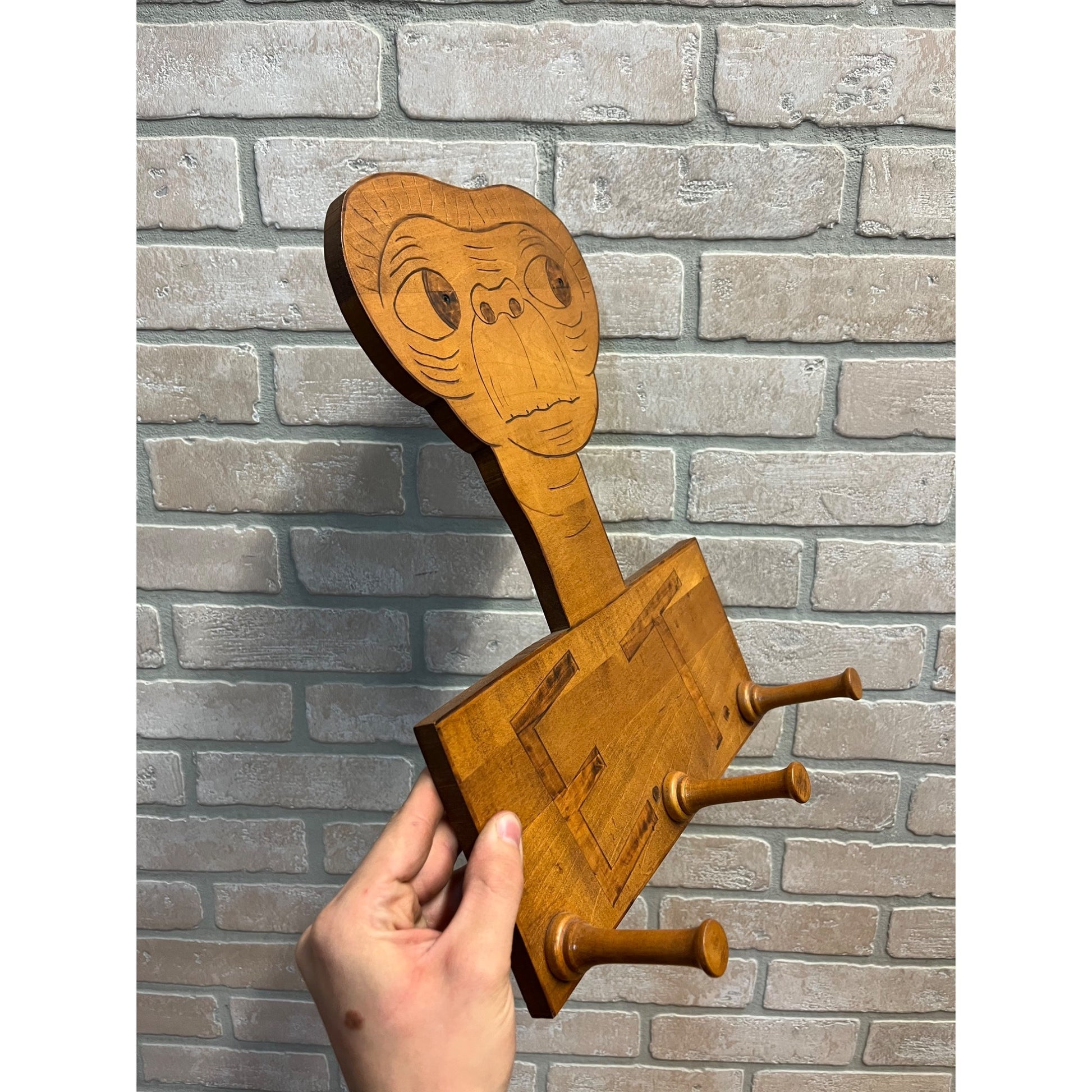 RARE Vintage E.T. Movie Extraterrestrial Wooden Carved Wall Hat Coat Hook Hanger