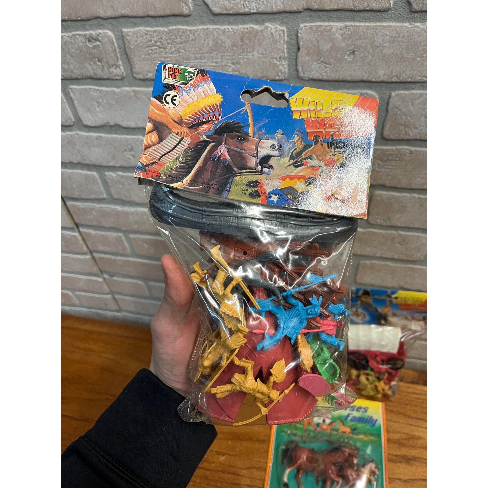 Vintage Hing Fat Toys Wild West Cowboy and Indian 90's Set NOS w/ Horses