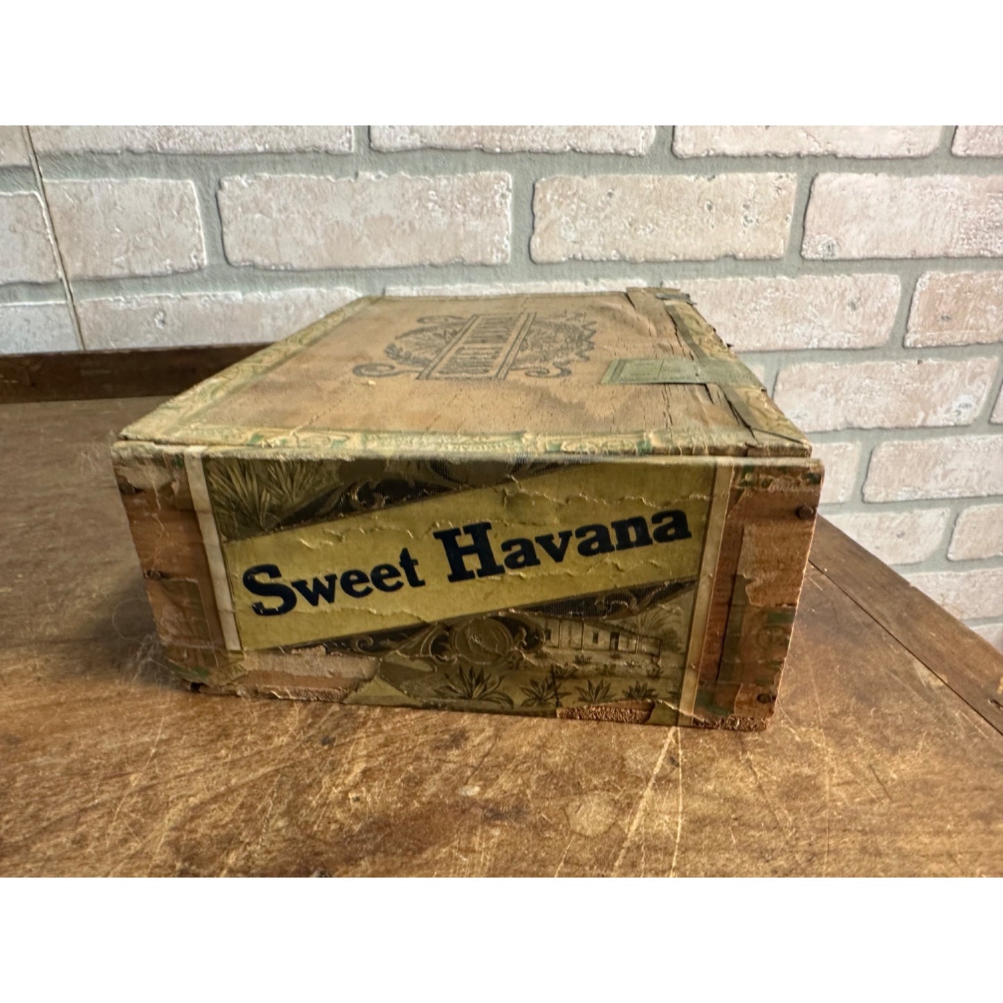 RARE Vintage 1900s Sweet Havana Wooden Cigar Box Robert Lill Manitowoc Wis