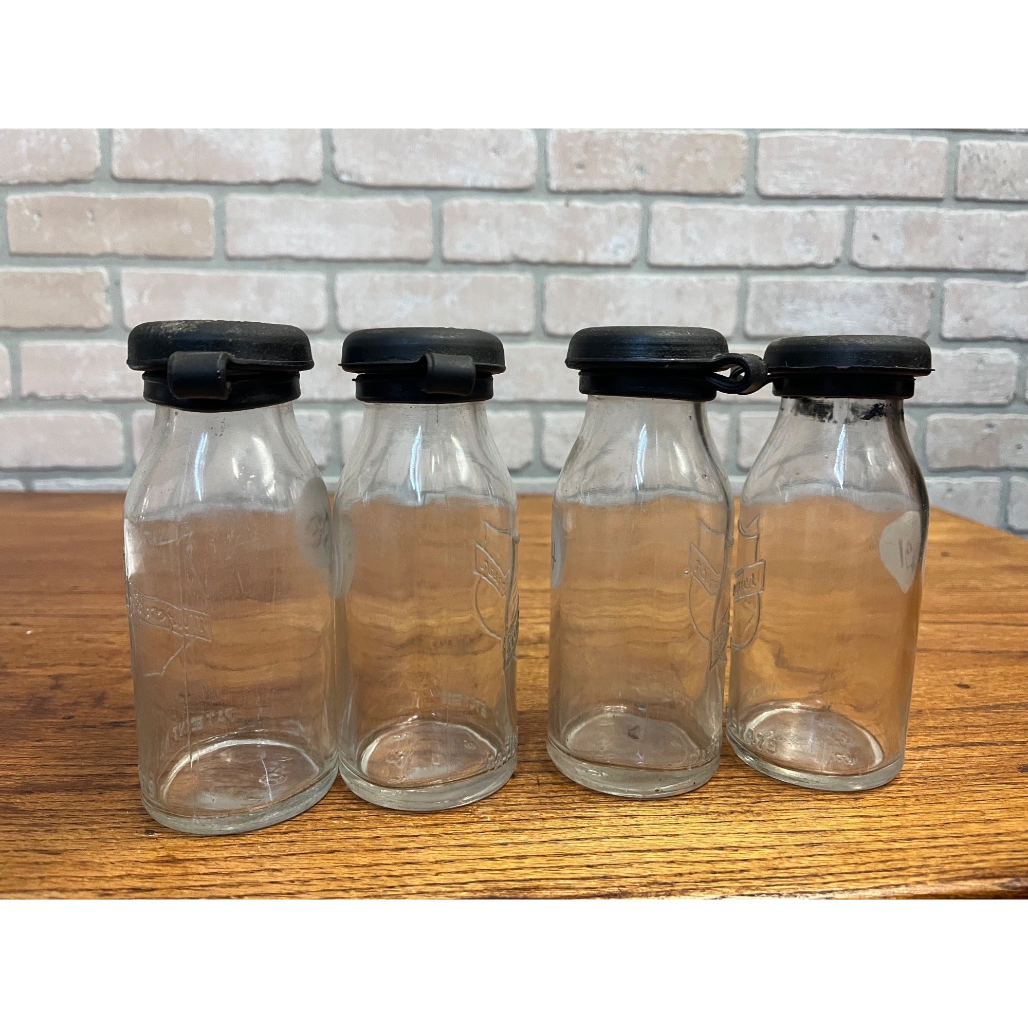 Vintage Mojonnier Milk Diary Tester Sample Glass Bottles Lot (4) w Rubber Stoppers