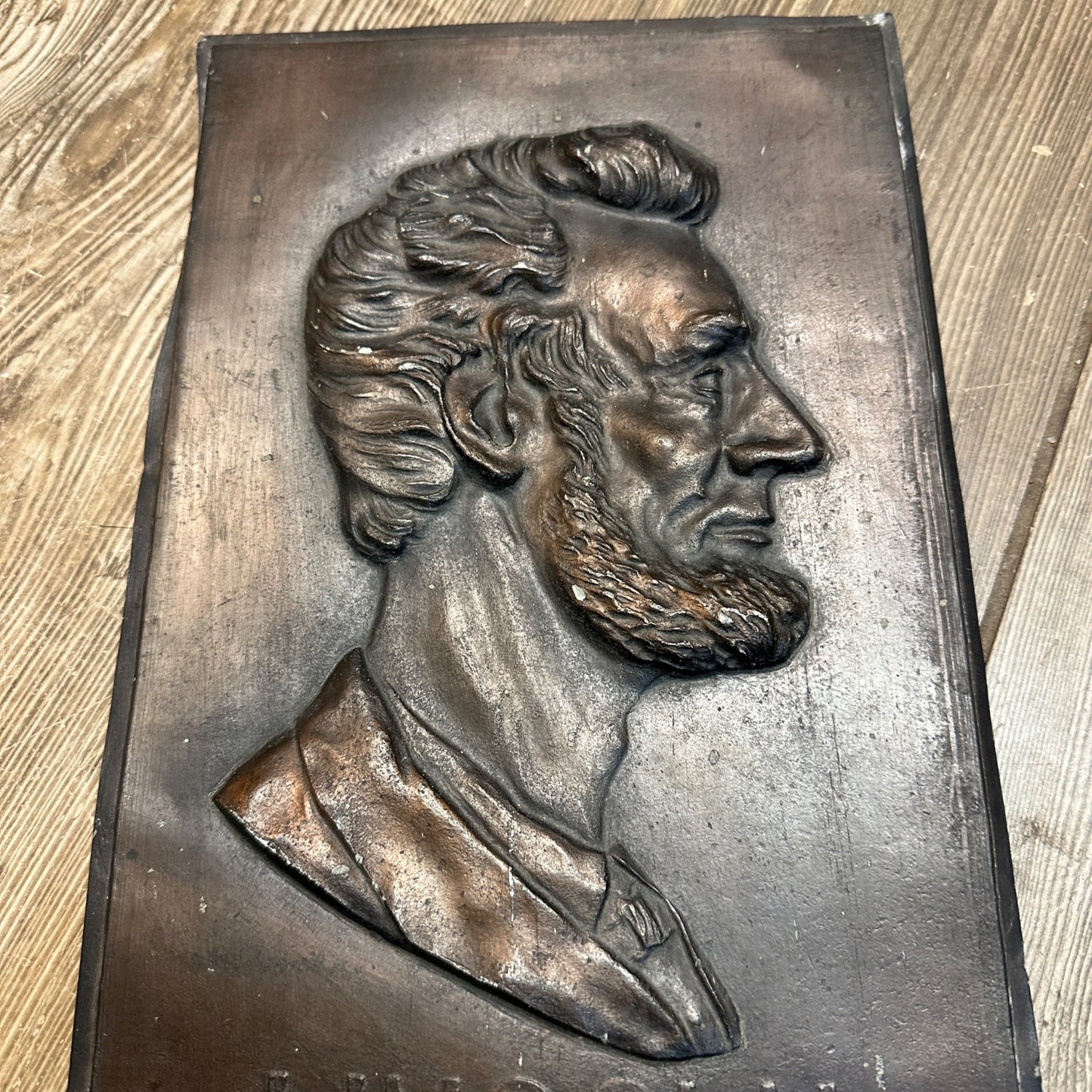 Vintage Lincoln Bust Preisdential Wall Bronze Plaque VBD  13-1/8" x 8-1/4"