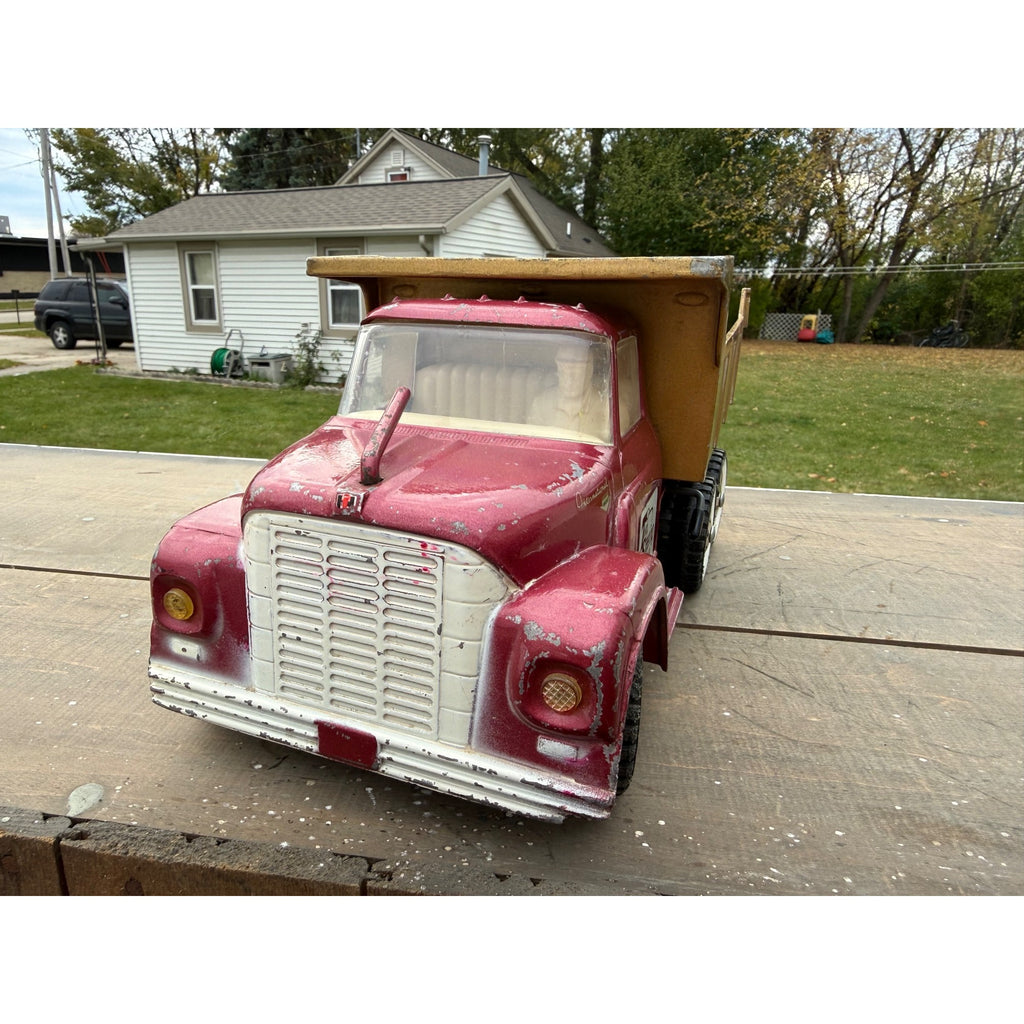 Vintage 1950s Ertl International Touch Steering IH Dump Truck Metal Toy