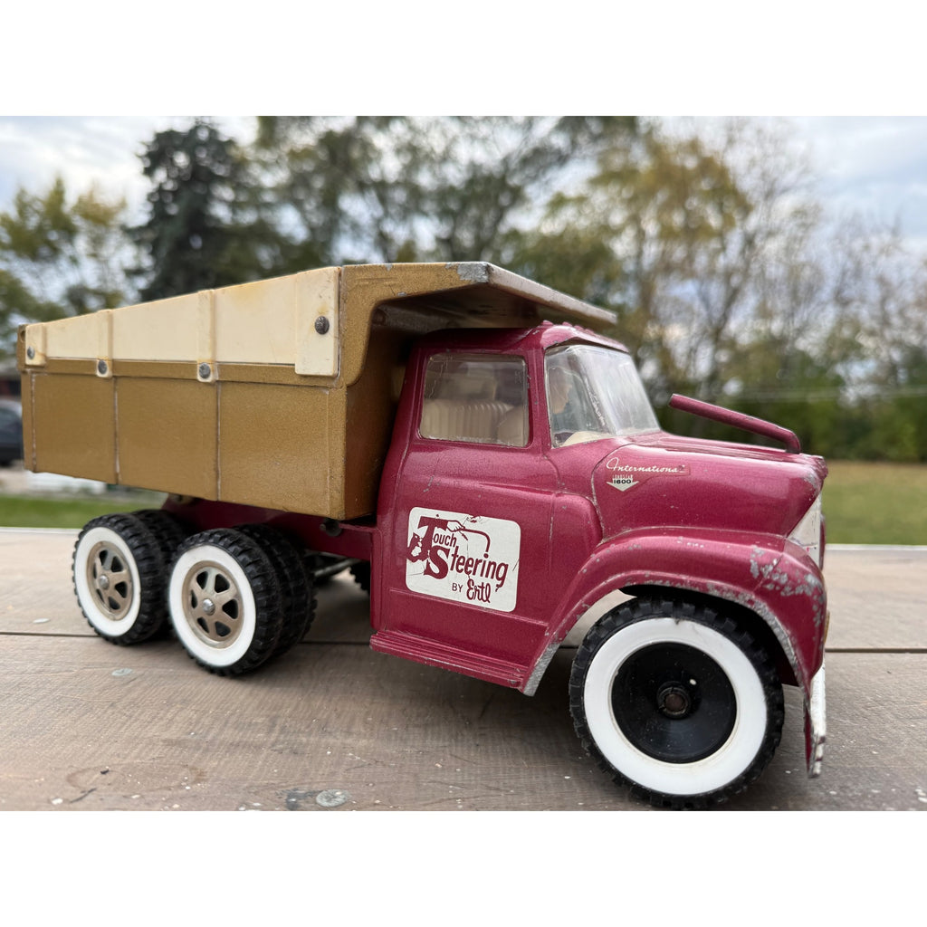 Vintage 1950s Ertl International Touch Steering IH Dump Truck Metal Toy