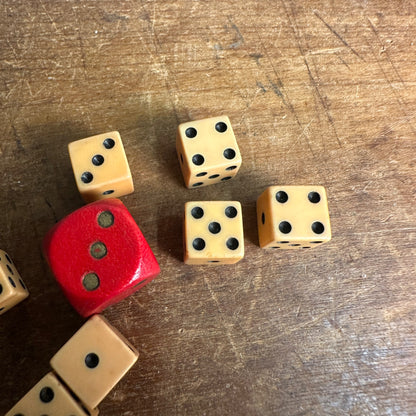 Vintage Lot (7) 3/8" Butterscotch Bakelite Dice Die + Wooden Red Dice