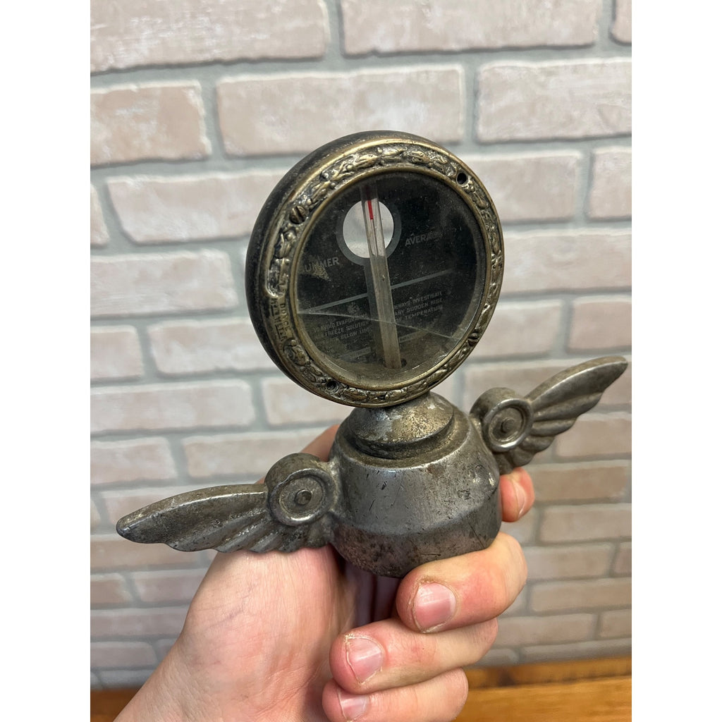Vintage Boyce MotoMeter Flying Wing Universal Radiator Cap Hood Ornament Auto Car