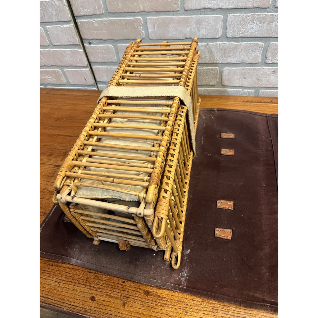 Original Vintage 1940s WWII Swiss Pigeon Bird Carrier Cage Crate