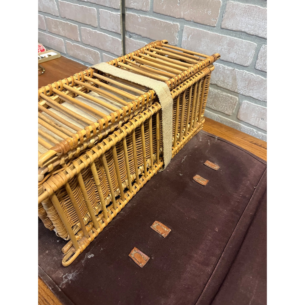 Original Vintage 1940s WWII Swiss Pigeon Bird Carrier Cage Crate