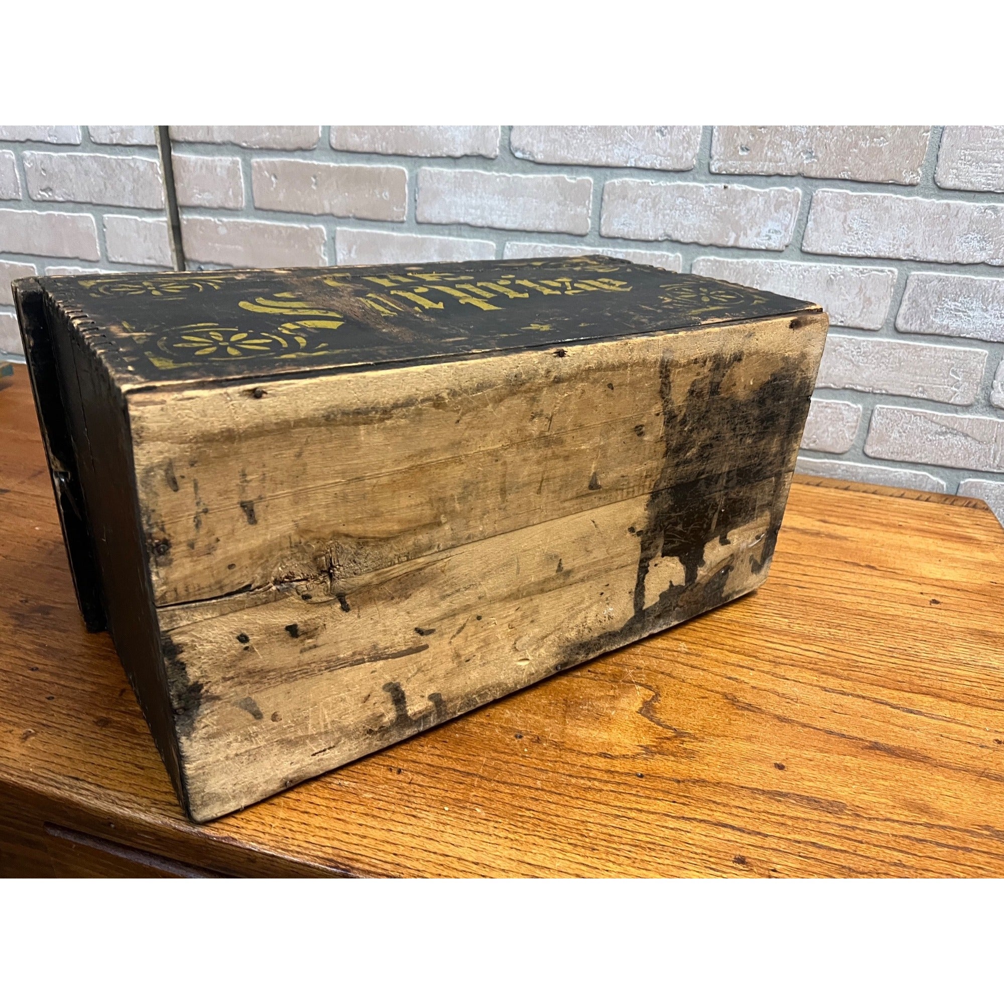 Antique Primitive 19th c. Eclipse Egg Carrier Crate Box Painted AAFA Farmhouse