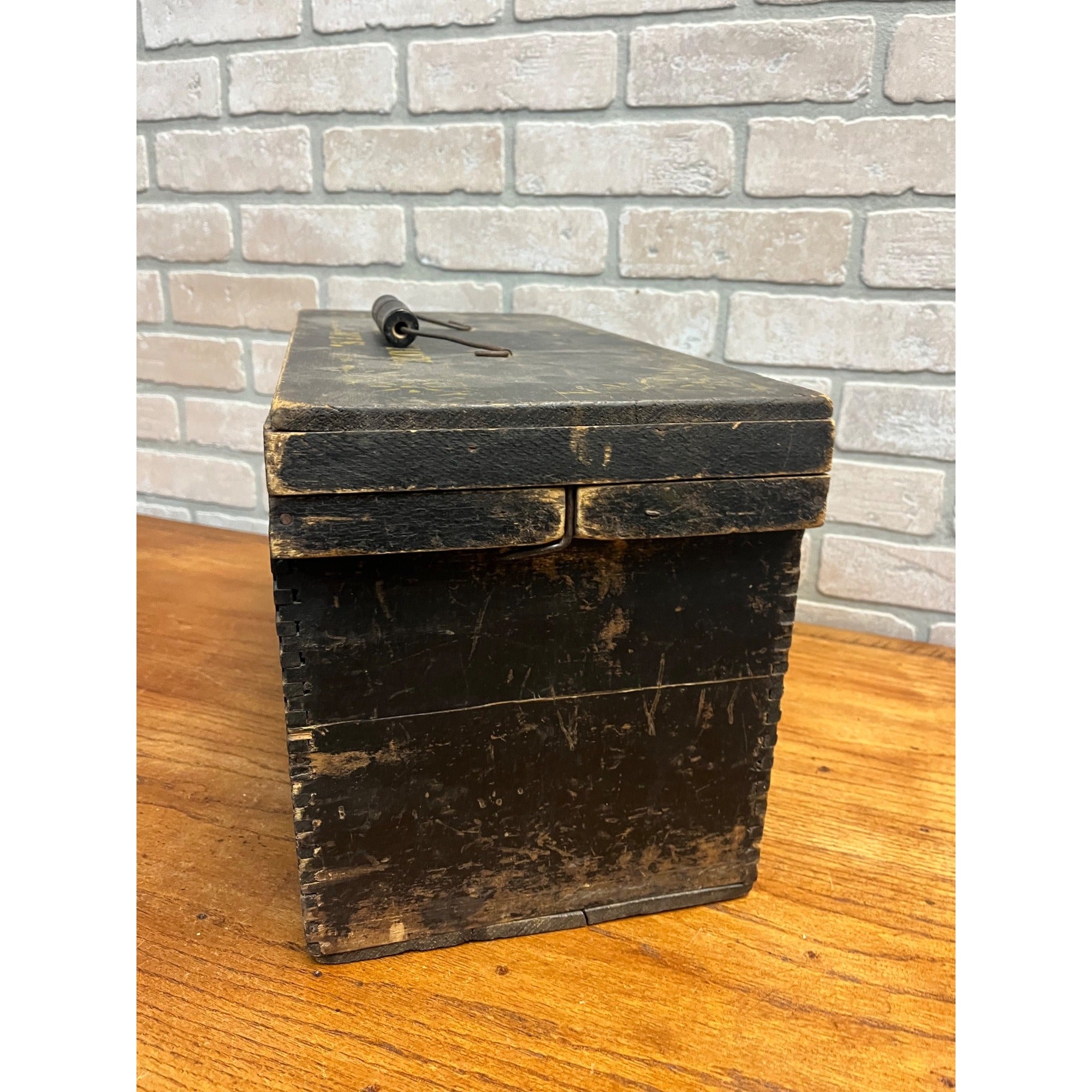 Antique Primitive 19th c. Eclipse Egg Carrier Crate Box Painted AAFA Farmhouse