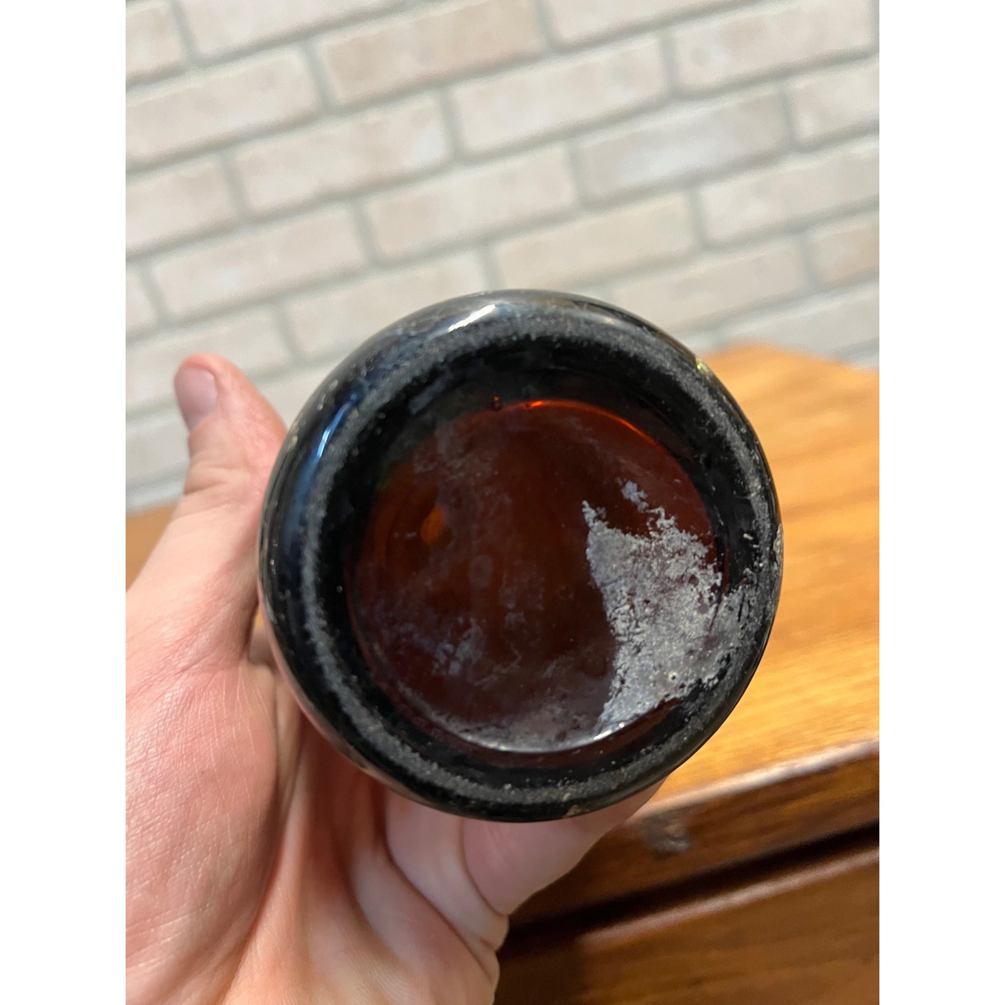 Early Lot (2) EL Husting Milwaukee Amber Bottles Wisconsin